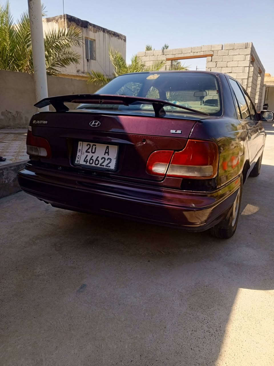 السلام عليكم النترة للبيع موديل 1994 رقم ديالى انكليزي باسمي سنوية ل2029 كير ومكينة وتخم تاير مكفول وصدر امامي خلفي مكفول السيارة مصبوغة عام للجمالية مكفولة من الضربة فرممات بلادية السعر 30 وبيها مجال مكان السيارة ديالى المقدادية ناحية الوجيهية (***********)
