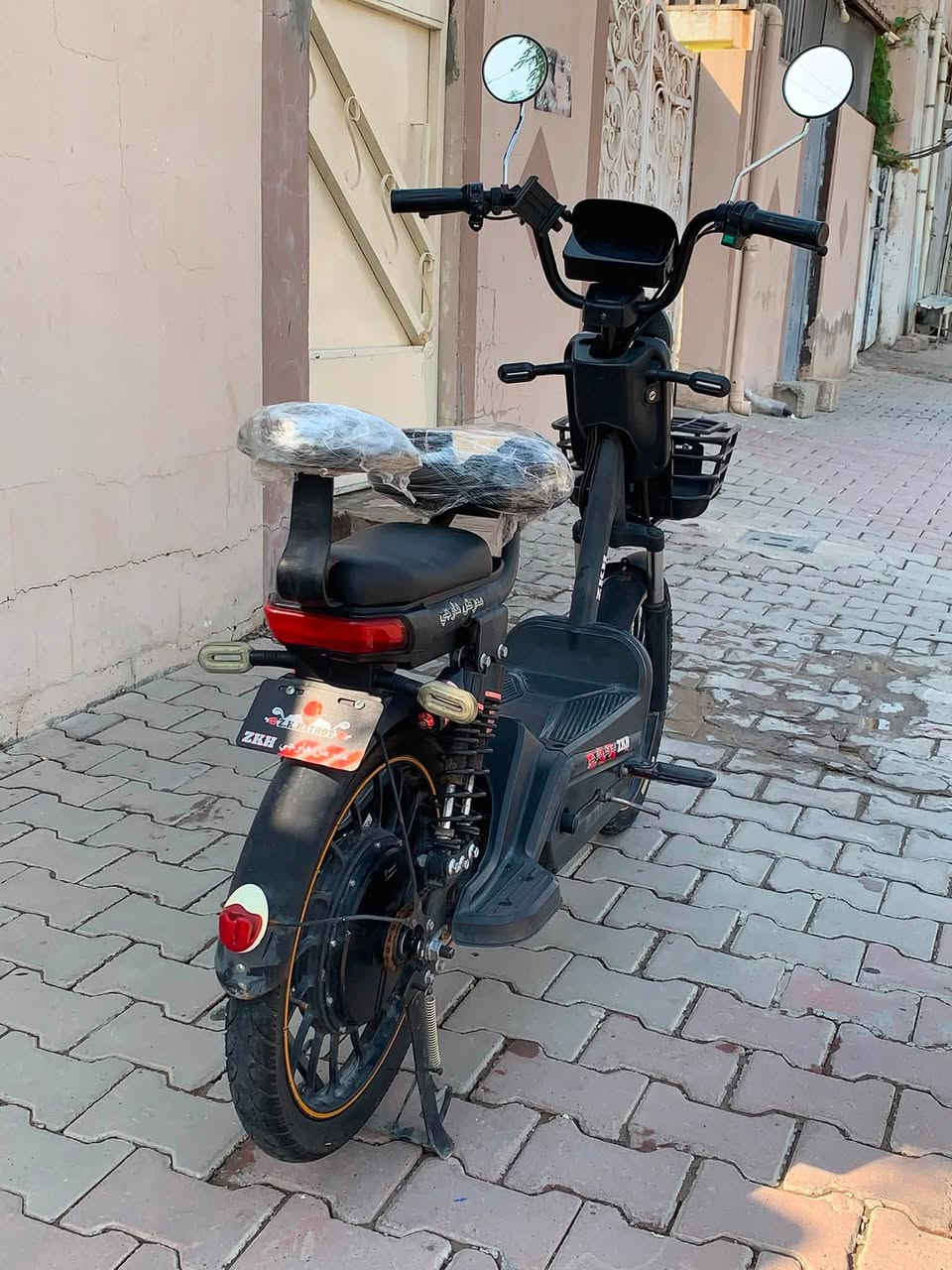 باسكيل شحن للبيع نضيف   مابي عيب كل شي شغال بي السعر ٢٧٥ الف  بي مجال قليل  العنوان كركوك حي عسكري قرب جامع خديجه الكبرى ***********
