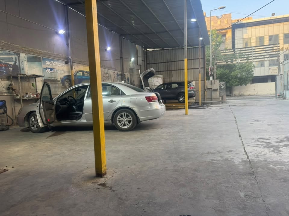 محطه غسل سيارات للبيع
مساحتها 425 متر 
الموقع: الاعظميه قرب المقبره الملكيه 
تفاصيل المحطة:
* تحتوي على 2جكات
* كمبريسر 
* عدد 2ماطورات
تانكي سعه 10.000
* مكانس كهربائيه 2 
* مكتب إدارة
* غرفه استراحه زبائن 
* حمام
* مطبخ
* غرفة نوم
للاستفسار والتفاصيل أكثر يرجى التواصل على الرقم ***********
