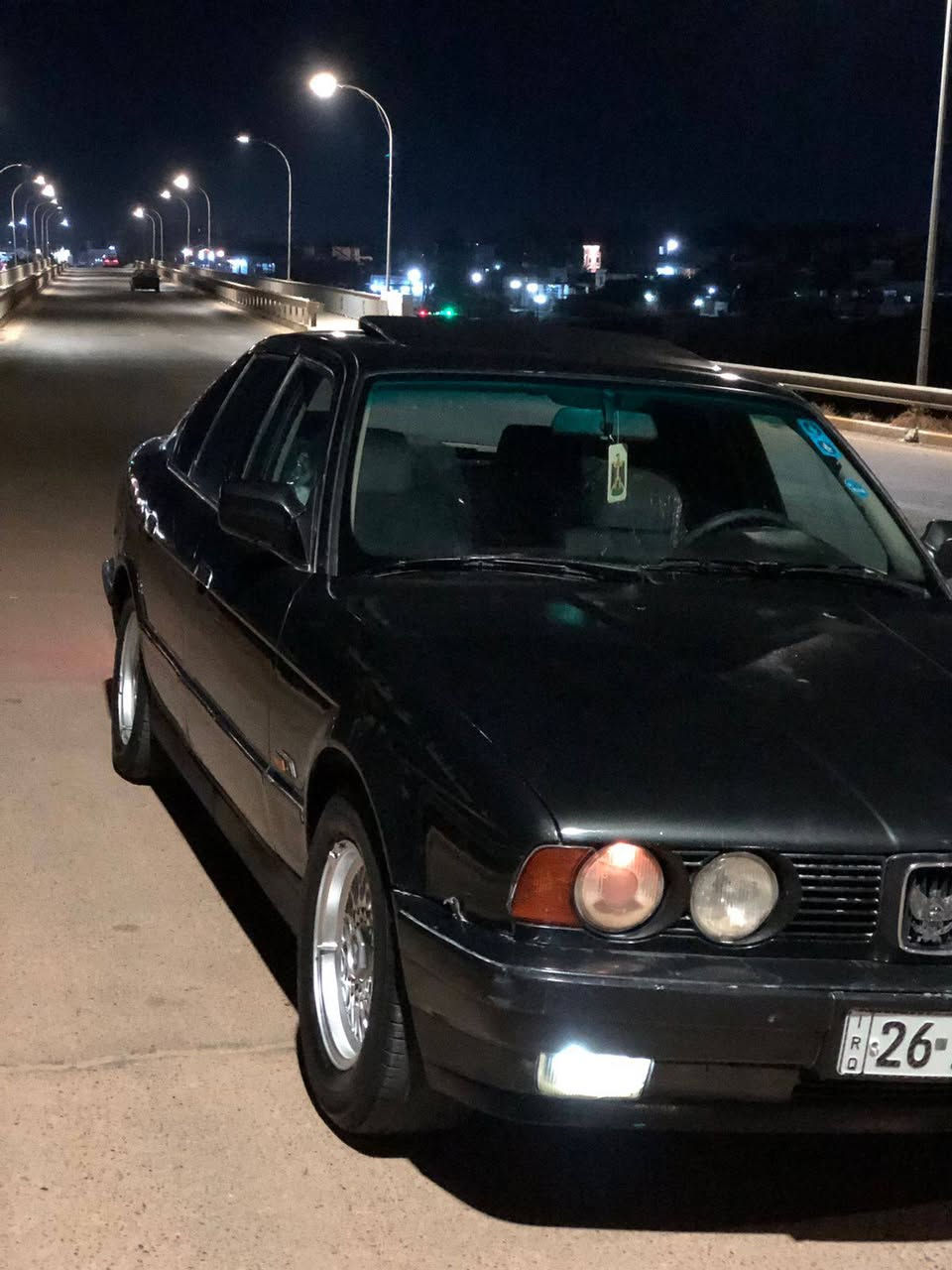 سلام عليكم
بي ام للبيع بسمي 
موديل 92
حجم 535
محرك صقر دبل فانوص مسكر 528 محور كاملل 
تبريد ثلج 🥶
تدفه 🔥
هزا الل 2028
صدر نص عمر  
السياره مات جناي 
السعر 47وبهيه مجال 
اتصال وتدلل ***********
