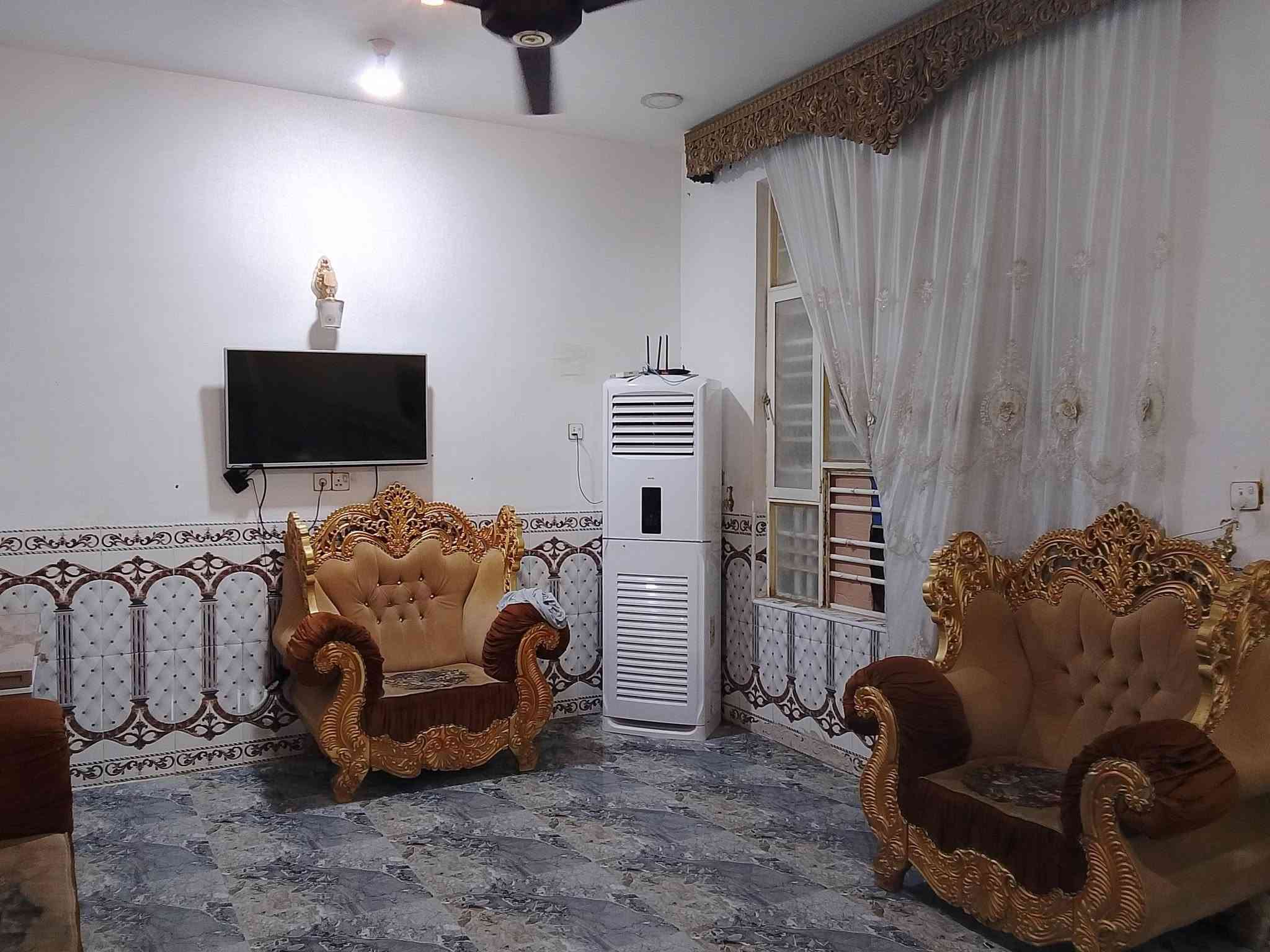 بيت طابقين • السفحه الثانية • شارع احمد الواىلي