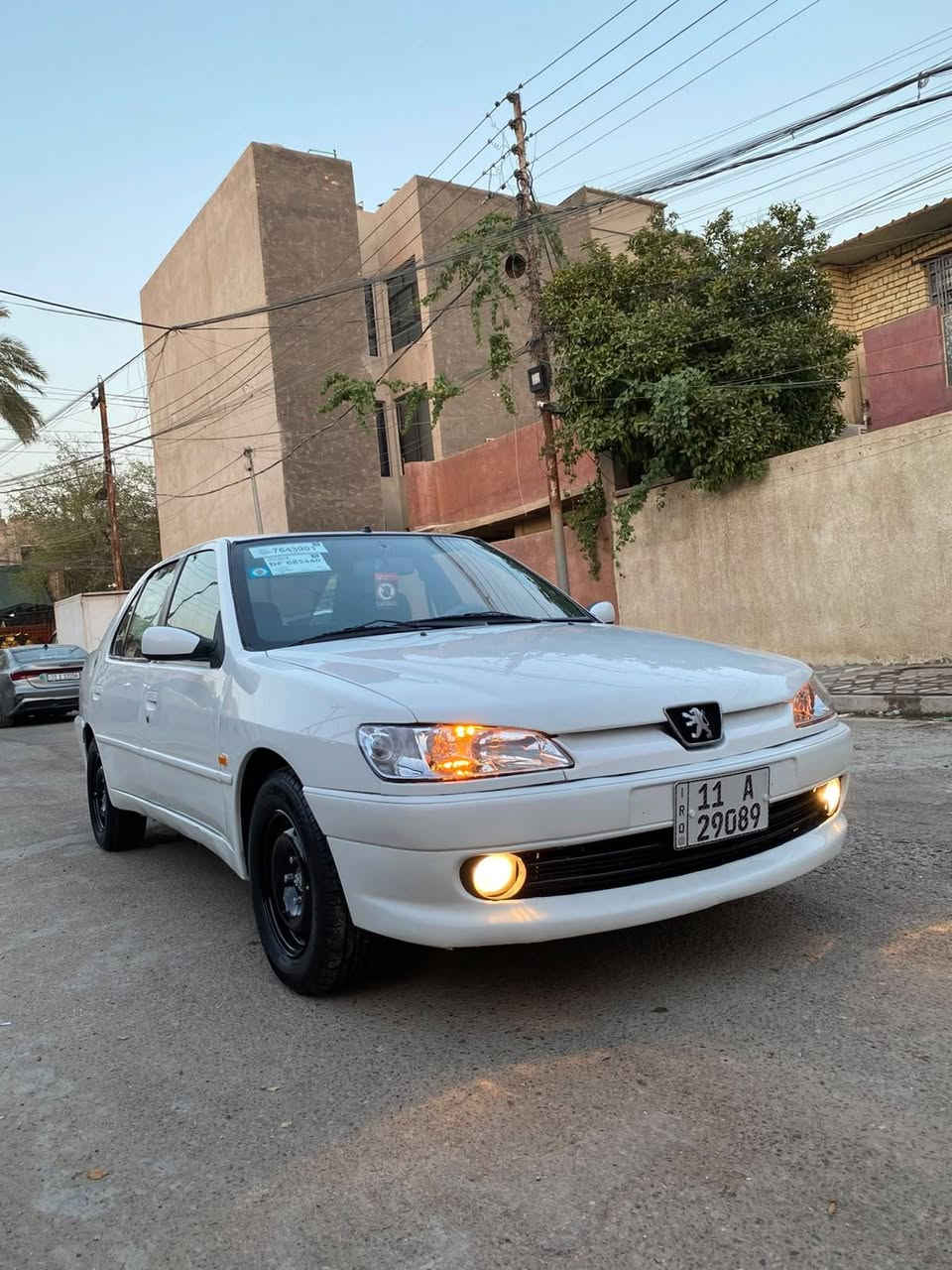 بيجو فرنسي  2001بغداد بسمي تحويل ثاني يوم مصفره صبغ حزام للجماليه قماره مابيه صبغ تكم مابيهن صبغ كير مكينه حداديت صدر تبريد خير من الله سياره مابيه نقص سعره 45وبيه مجال بسيط مكاني شهداء البياع ***********
