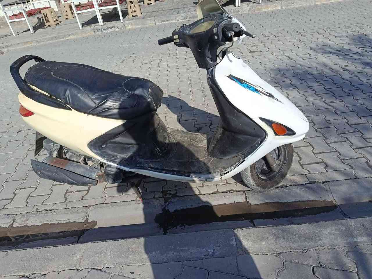 دراجه للبيع فراشه شغاله سلف  هندر سعر 325بيها مجال قليل عنوان ميسان
واتساب ***********
