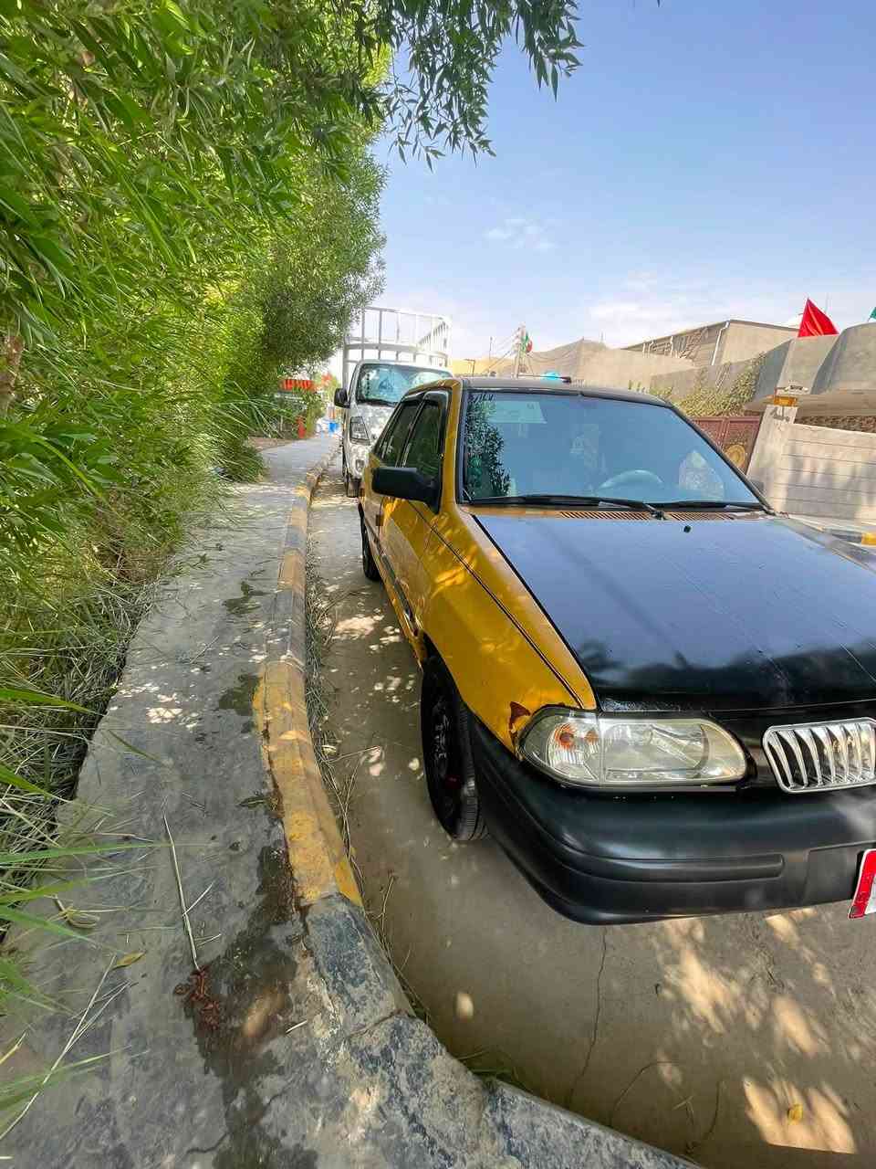 سايبه للبيع رقم بغداد مصفرة هيه وغرامات موديل 2014 مكينه كير جدد تبريد شغال تخم تاير صدر امامي خلفي دبلات جدد السعر 32 عنوان واسط صويره ***********
