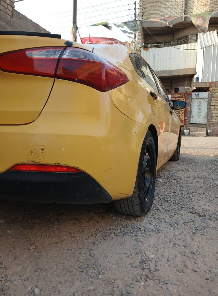 كيا فورتي ٢٠١٥ وارد امريكي بيهه جاملغ مبدل بدون دواخل مكينه ١٨٠٠ دوش سعر ٧٨ مكان سياراه بغداد *********** بغداد, العراق
