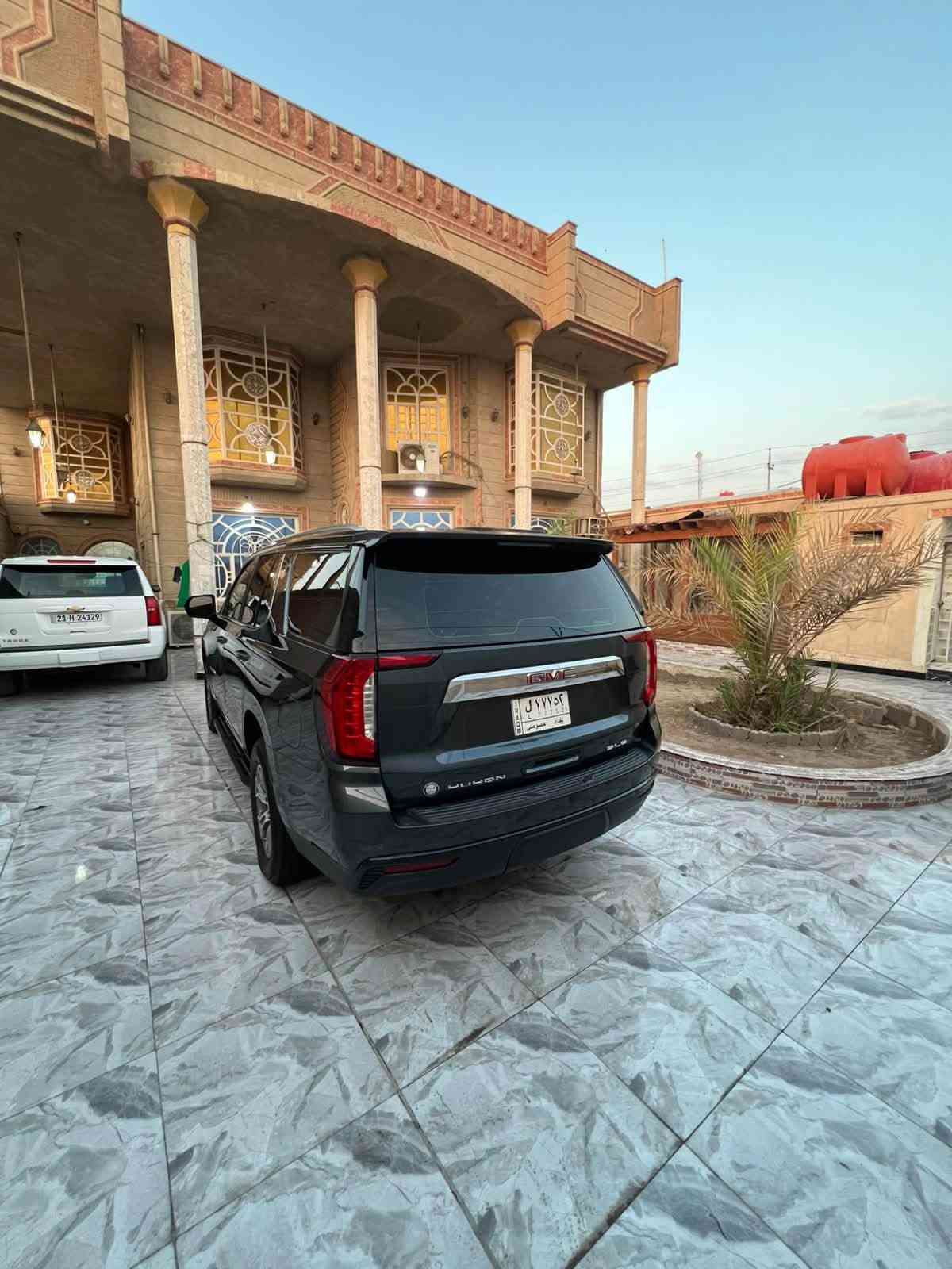 #المركبة     : GMC 
#الضرر       :  الشبك الأمامي مبدل 
#الرقم.       : خصوصي
#السعر      : اتصل على رقم  
________________________
المواصفات
    ✅ نص فول
✅ محرك 8 سندر
✅ لايتات عدسه 
✅ حساسات امامي وخلفي  
✅ جنطة كهربائي 
✅ بصمة 2 ابواب وبصمة تشغيل وتشغيل عن بعد
✅ هاند بريك كهرباء 
✅ شفتات ستيرن تحكمات
✅ دخول بصمة ذكي

✅ غرفة السيارة جلد رصاصي بلاد  
✅ شاشة دشبول كبيرة  للتحكم في ايعازات السيارة 
✅ السيارة 8 راكب مع 3 قطع تبريد
✅ تحكم ستيرن جهتين متكامل الايعازات
✅ رادار امامي خلفي تفاعلي للتنبيه من التصادم
للاستفسار ***********
