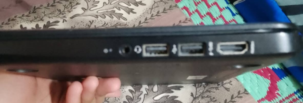 السلام عليكم لابتوب hp للبيع نضيف مستعمل قليل
🔹 المواصفات: • المعالج: Intel Celeron N2840
• سرعة المعالج: 2.16GHz
• الرام: 4GB
• النظام: Windows 10 Pro 64-bit
• مناسب للدراسة، التصفح، اليوتيوب، الأوفيس. 
💰 السعر: 100 وبي مجال للشراي
📍 المكان: الدوره_أبودشير
رقم الهاتف : ***********
