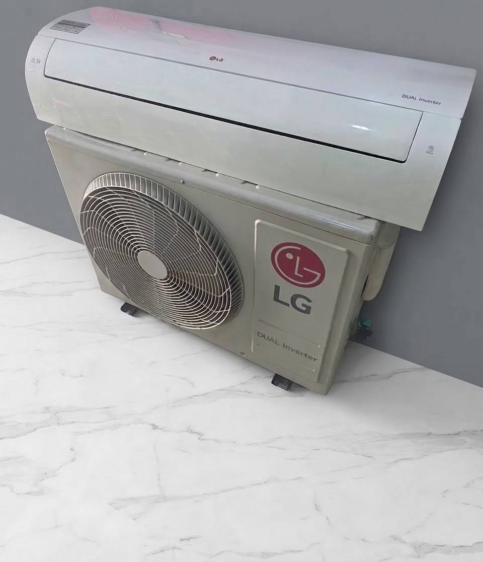 سبلت LG حجم  ( طن ونص   ) تايلندي اصلي 
 انفيرتر تحكم امبير اخو الجديد  غاز 410 
يشتغل على السحب على 4و6 و8 امبير 
نظافة 💯% 

سعره الجهاز  550 نهايته قفل

مع كامل ملحقاته  بواري ريمونت قاعده وايرات غازه مال الشركه مقفول 
 مغسول وكامل يعني تشد وتترحملي 

📍مكاني بغداد قريب الشعب بوب الشام 
📞للاتصال بالرقم ***********او وتساب
يوجد خدمة توصيل 🚛 داخل بغداد

