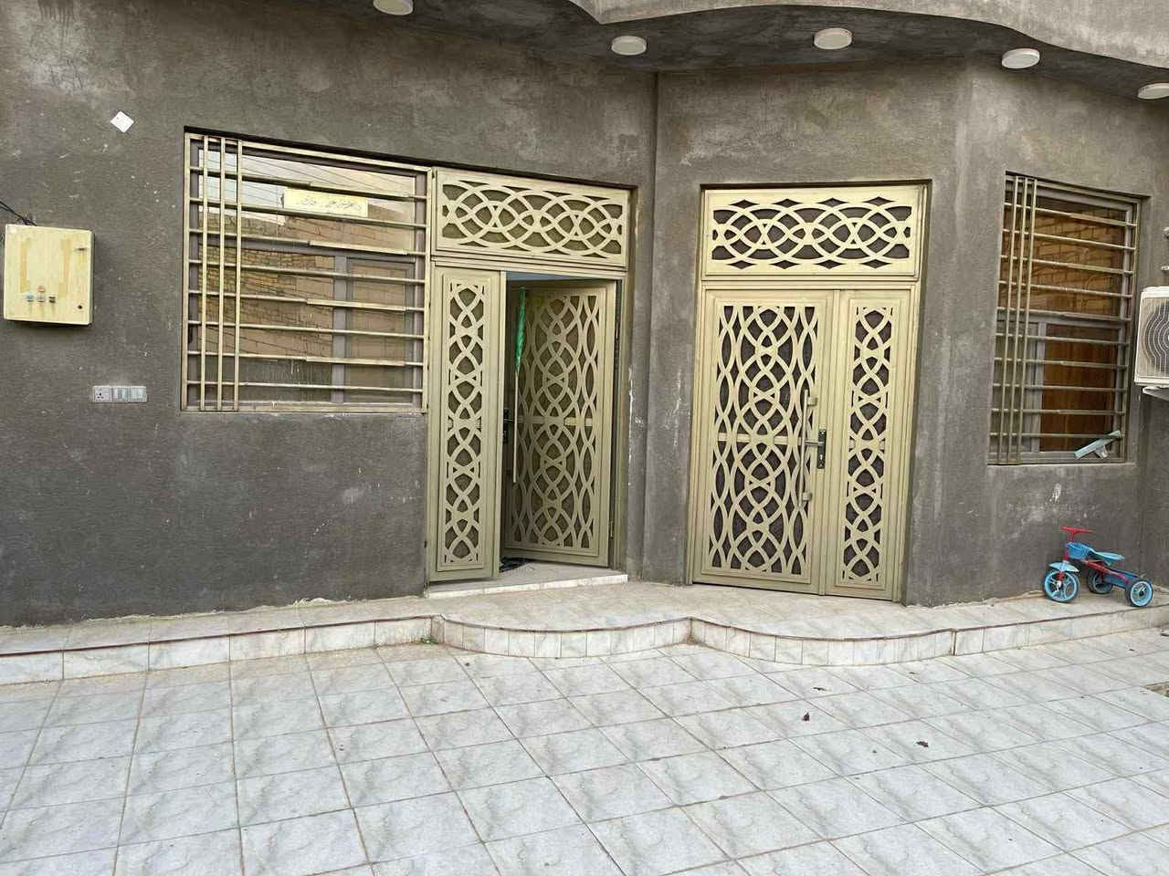 بيت زراعي • ٢٢٠م • طابقين