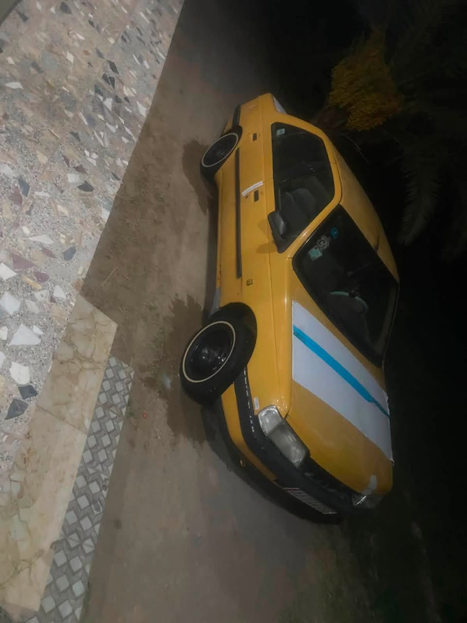 السلام عليكم عندي بيجو جي ال اكس
موديل 2010 مكينة وكير جديد تخم تاير جديد بأسمي مصفرة غرامات تبريد ثلج غرفتها جديدة السعر ٢٣ وبيها مجال مكاني الزعفرانية

***********
+964 774 972 2278 واتس اب
