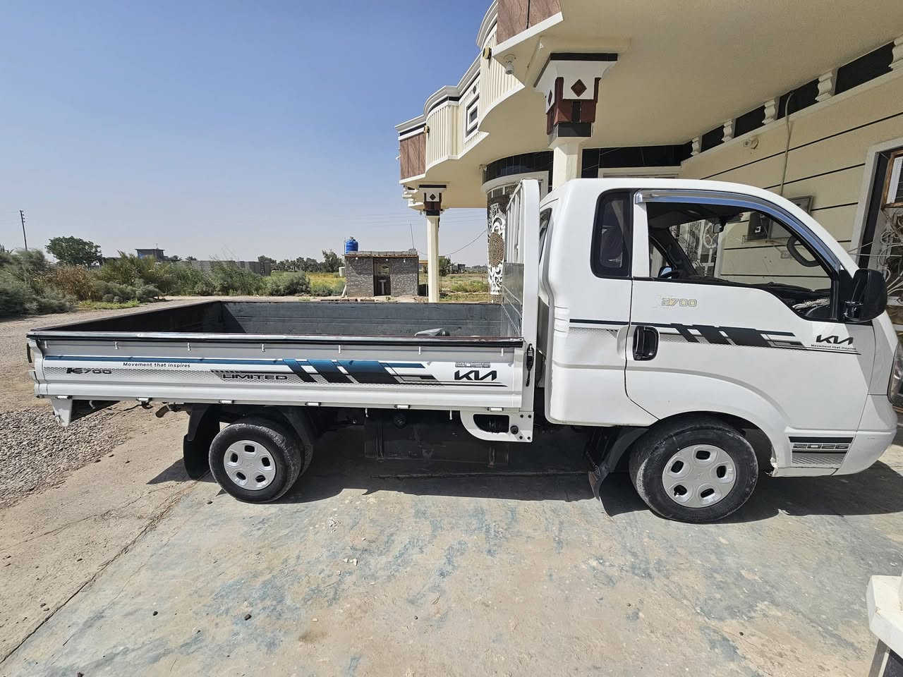 كيه ٢٠١٠ سياره حلوه مال جناي رقم صلاح الدين الجديد تحويل مباشر سنويه ل٣١  
مكان السياره التاجي قريت بني زيد
محرك بيه تنقيص قليل للاستفسار.  اكثر اتصل بيه صبغات يم يدة الباب العبري تغريبن شبر  شاصي مكفول كهربائيات شغاله 
السعر ٩٠ $   وبيه مجال.  وتلكه بسوك حته ب ٧٠ 
اتصل وتدلل.  ***********
***********
