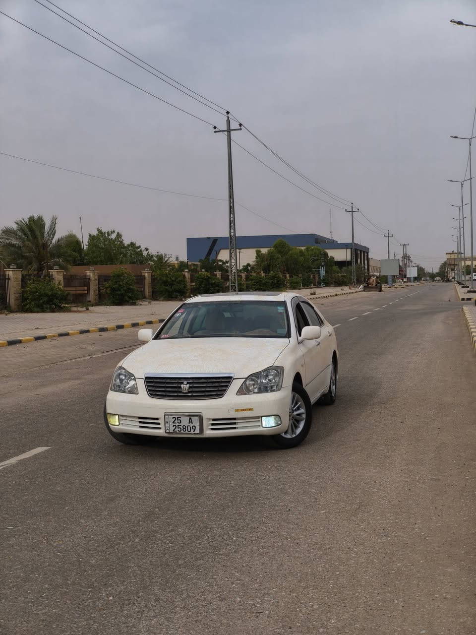 للبيع شاصي 82
2006
قرار 84
3 دكم فتحه 
داخل بيجي 
بصمه رصاصي 
بيها چاملغ خلفي تبديل 
يعني كفر 
سعر 120 وبيها مجال 
مكان نجف
اتصال ***********
