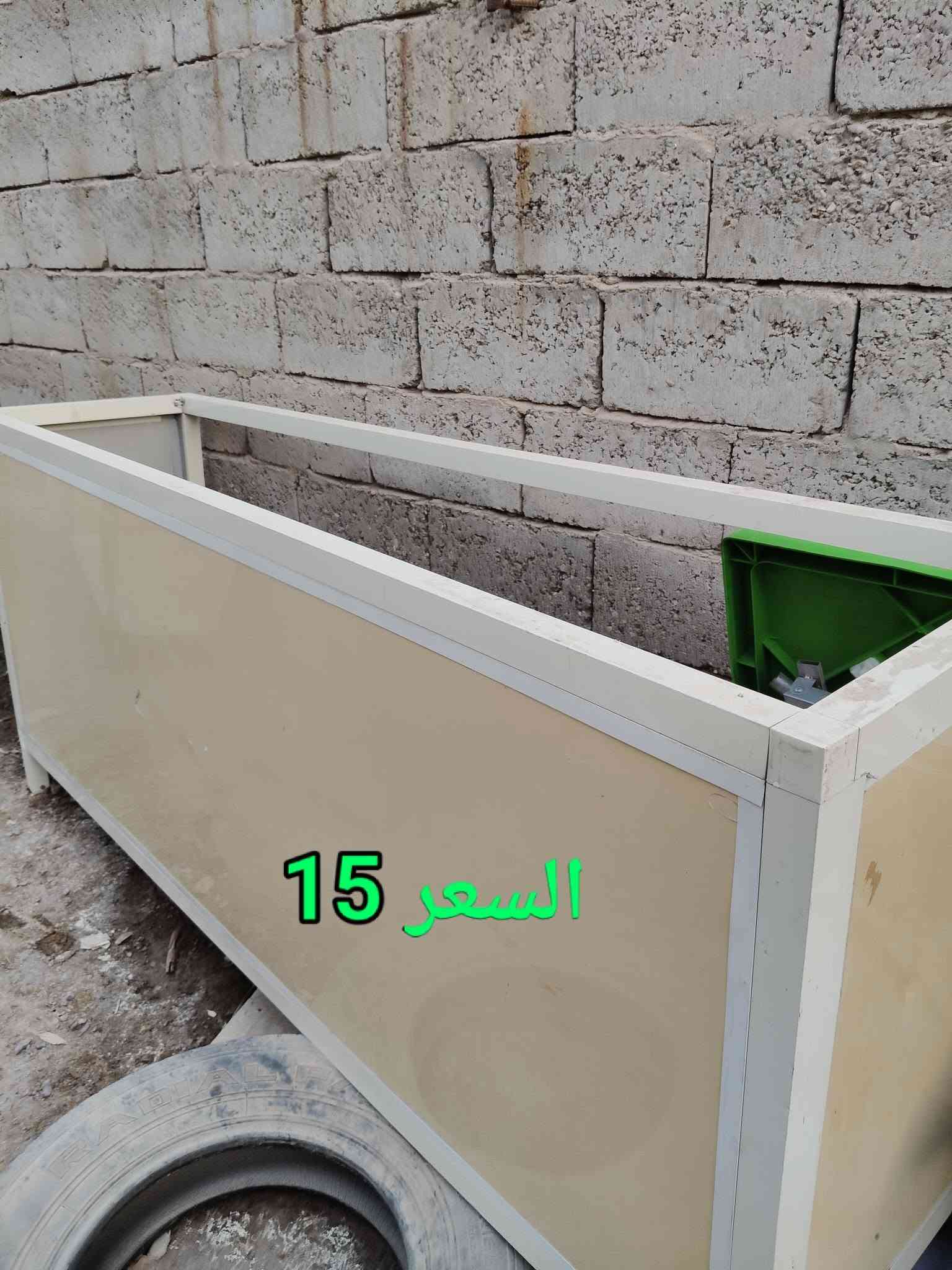 غراض مطعم للبيع 
بغداد جسر ديالى الجديد 
***********
