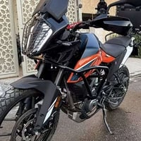 يالله KTM 390adv زيرووووو ماشيه ١٠٠٠قابل لزيادة عليها إضافات مثل ما مو...
