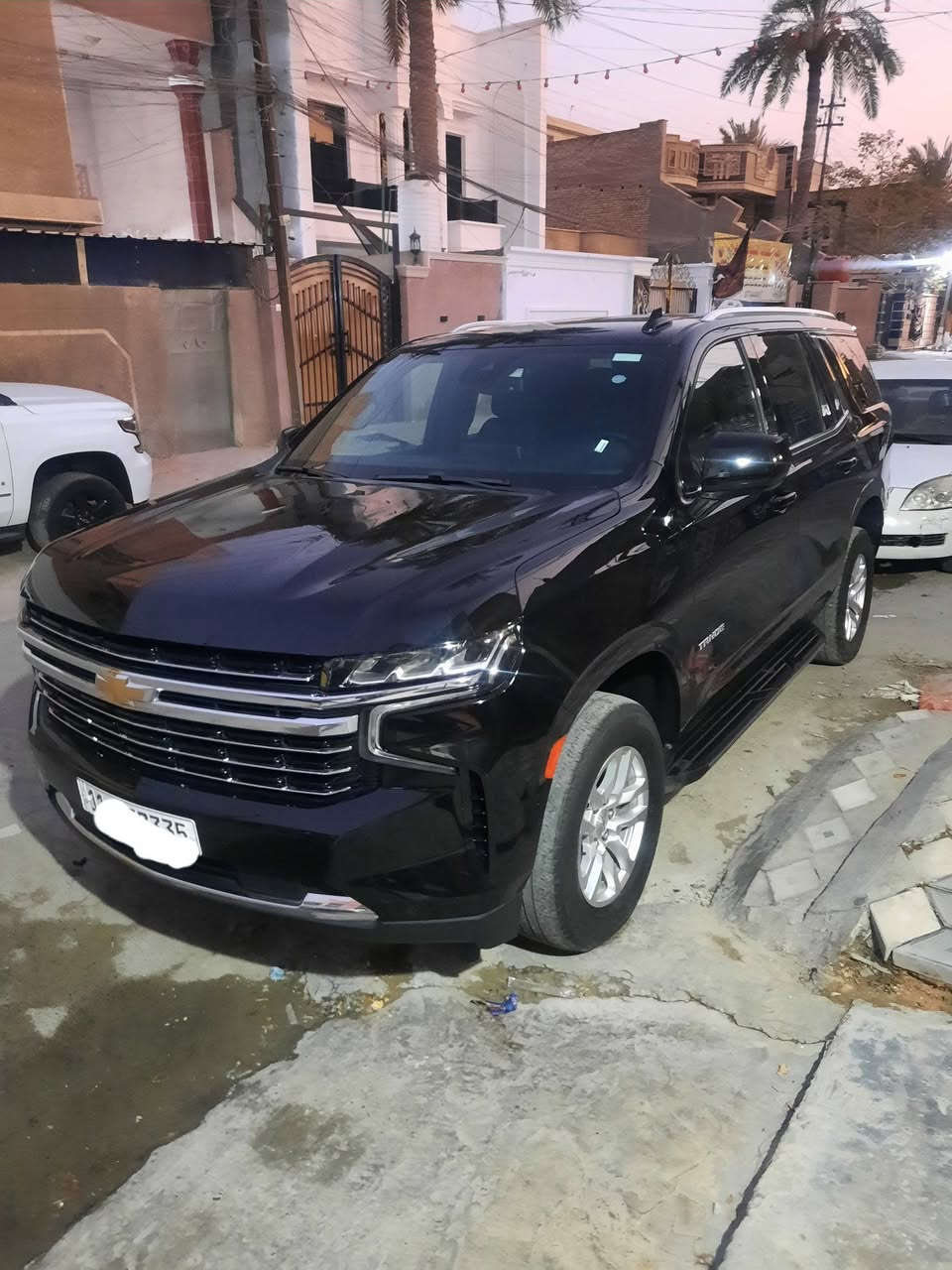 للبيع  تاهو لون اسود 2024 LT وارد امريكي ... حادثة موضح بالصور فقط بابين مبدلات وبيه رصعة بالبنيد....
داخلة كتاب الشهداء ...
محرك 5300 المرغوب
كشنات منفصلة.. 
بصمة
ابواب بصمة  
تشغيل عن بعد 
كشنات كهربائية 
تحكم ستيرن فول 
حساسات امامي خلفي
نظام تحذير اصطدام 
نظام تنبيه عند خروج من المسار 
حاجب زنون 
٧ راكب 
نظام زنون اصلي 
كروس سرعة 
نظام سير على المسار 
هزة وفحص وسنوية جديدة
مكفول السيارة بدون صبغ 
كير و محرك بشرط ما مفتوح
ماشية 71
مكان السيارة بغداد
(*********** )مكلف بالنشر يرجى التواصل عن طريق الواتساب او المباشر ... تحياتي وتقديري للجميع....
