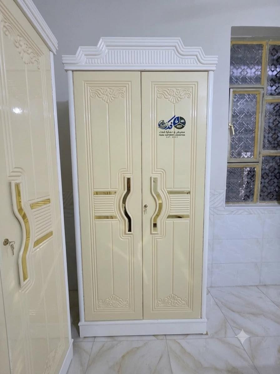 🛏️✨#_موديل_رقم29– 

التصميم البسيط اللي يخطف الذوق ويخلّي 
✅ السعر الآن: مليون و650 ألف فقط!
🧩 #يتكوّن_من10قطع_متكاملة
✅#نجارة_عراقية100% – شغل يدوي نظيف ومرتب

🛠️ #تفاصيل_الجودة:

• الداخل: صاج طبيعي سماكة 4 ملم
• الوجه: MDF سماكة 12 ملم
• القاعدة: بلوك صاج سماكة 18 ملم
• الظهر: خشب جرجوبة مشدود براغي
• الأبواب: نرمادة شريطية بالطول
• المجارير: سكك حديدية أوخشب حغر+ لف بلوك بورد
• السرير: 6أرجل 
•

📐 المقاسات:

• ارتفاع الكنتور: 250 سم
• الطول: 330 سم
• مع الملحق الجانبي: 440 سم

♡ #العنوان_الديوانية_قضاء_الحمزة_الشرقي_فلكه_الجبور_مجاور_حسينية_الزهراء(ع)
📞 للاستفسار أو الحجز: ***********
📲 راسلونا على الخاص
🚛 توصيل مجاني لجميع المحافظات
#العنوان_الديوانية_قضاء_الحمزة_الشرقي_فلكه_الجبور_مجاور_حسينية_الزهراء #غرف_نوم_عراقية_بتصاميم_تركية_وعراقية، #سرير_ماليزي #الديوانية #معرض_ونجارة_فدك #موديل_رقم #فخر_النجارة_العراقية #غرف_نوم #مكاتب_إدارية #موديل_رقم #معرض_ونجارة_فدك
