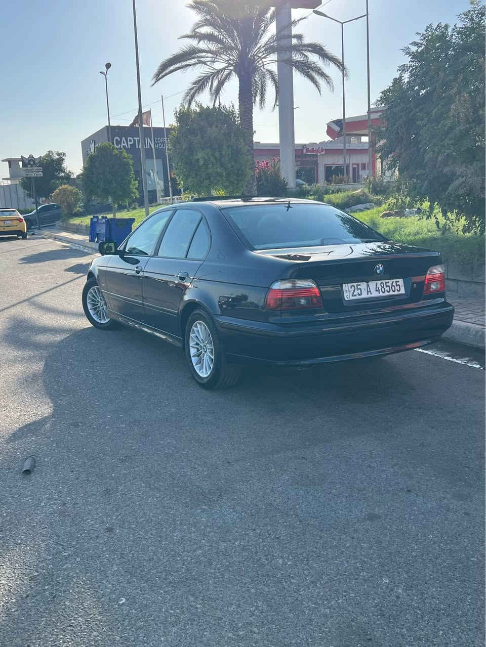 ‏بي أم صقر موديل 2003 حجم 525Ai✅
‏ فول مواصفات سقف سلايت كير أوتوماتيك
خمس برداتت برده وره كهربائي يشتغل 💯
سيدي جننرجر داخل ابيض تايرات جديد📦
كير محرك بشرط سياره كلش جديد✅
مابيه مصرف خير من الله ✅📦💯
اوراس فقط ويا رقم شمالي حسب قناعه 
سعر على خاص أو اتصال ✅💯
‏ بها ثلاث قطعة صبغ بدون ضربة بدون الدخل 💯￼
***********
*********** كركوك, العراق
