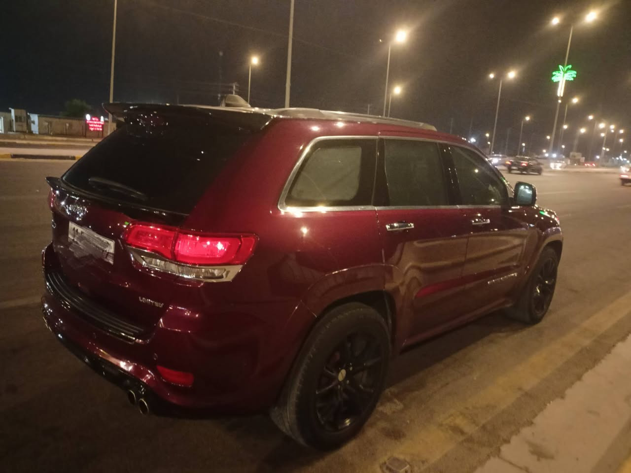 السعر 185$
جيب لاريدو 2017 لمتد 

⭐ فول مواصفات
🔸 سته سلندر V6 3600
🔸 رقم بغداد انكليزي باسمي  مباشر

🟠 المواصفات

• بنوراما
• ⁠كشنات كهرباء
• ⁠كشنات الامامية كهربائية + تدفئة تبريد
• ⁠شاشة 8 انج
• ⁠داخل جلد
• ⁠مري شفط
• ⁠مري حراري
• ⁠اشارة بالمري
• ⁠(حساسات امامية خلف)
• ⁠نشغيل عن بعد اطفاء عن بعد صندوق كهرباء
• ⁠ويل حجم 20
• ⁠دخول ذكي
• ⁠3 وضعيات للقيادة 
Sport -  ECO - Normal
• المصابيح الامامية
• ⁠نظام خاص للطرق الوعر
• ⁠نظام صعود الجبال
• ⁠تدفئة ستيرن

💢 الضرر قطعتين فقط جاملع وبنيد

 مكان السيارة كربلاء 

☎️ رقم للاتصال فقط ***********

