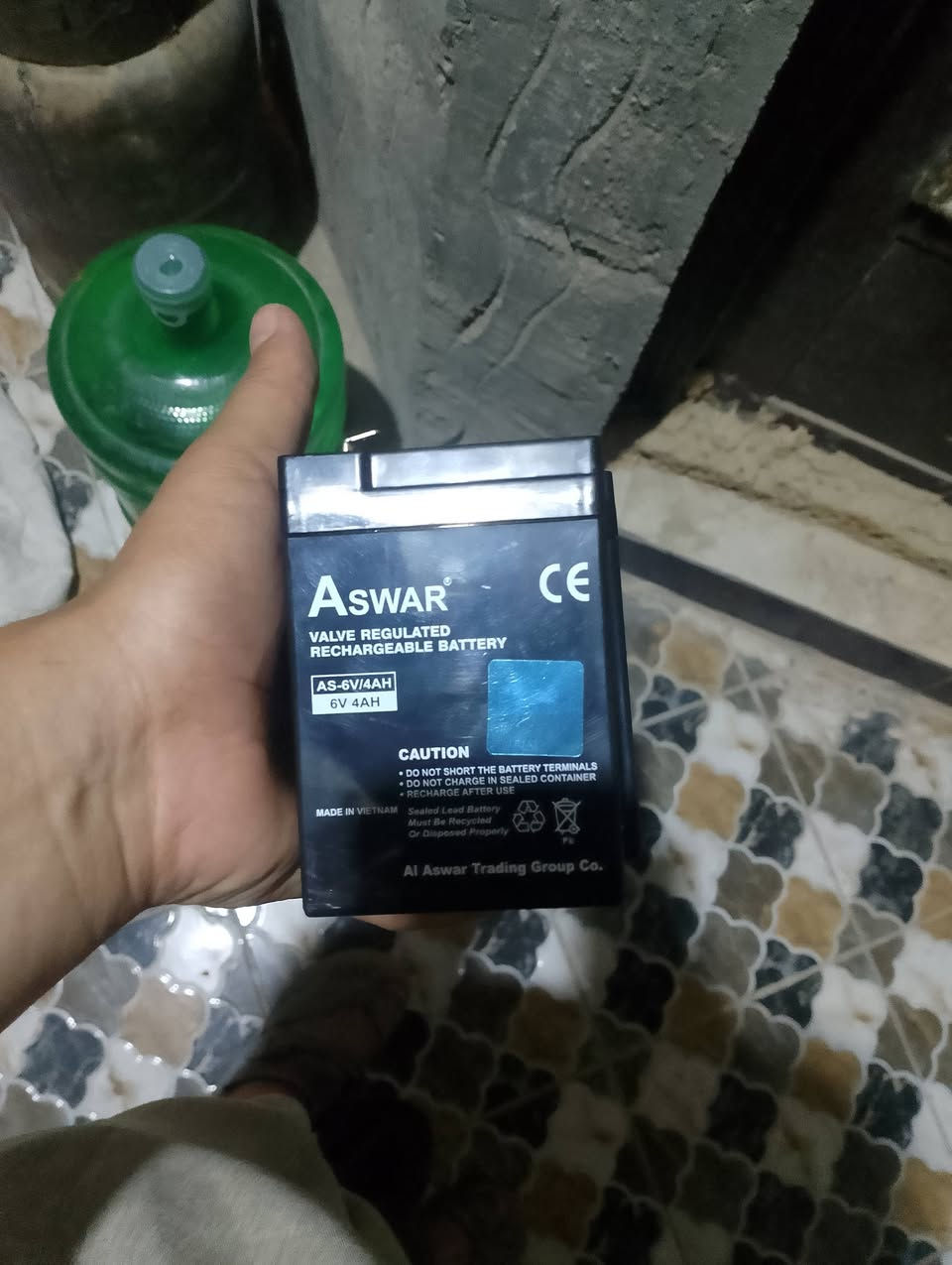 باتريات جديد ما مستعجل يرهم للمروحه او سيارات شحن اطفال
السعر 10 اثنيهم
