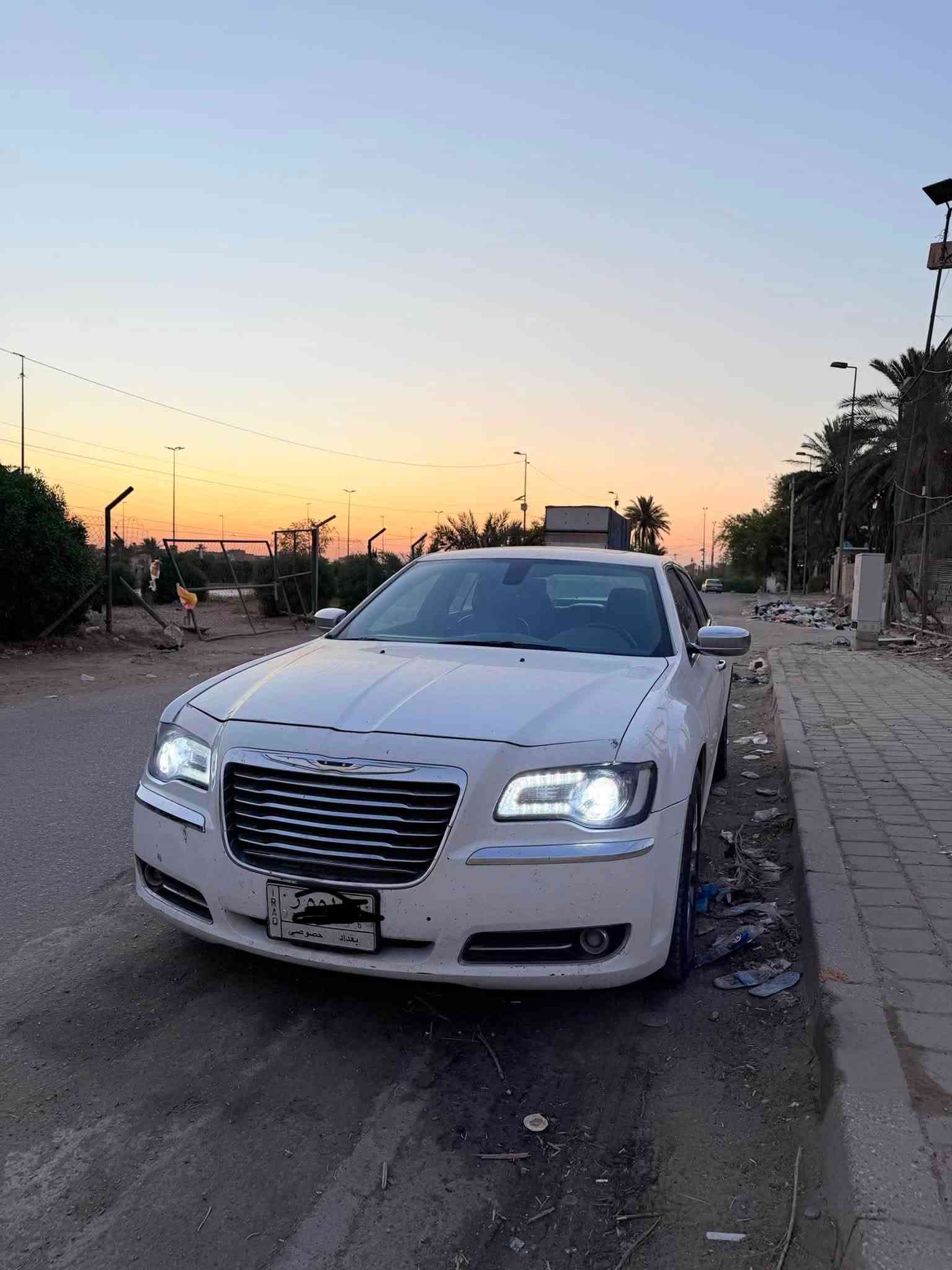 كرايسلر C300
موديل 2014 

رقم بغداد 

وارد كندي 

السيارة محرك 5700 هيمي 

8 سلندر حادثها موضح بل صورة 

السيارة نضيفة للبيع 

مكان السيارة مدينة الصدر 

السعر 155 

***********
