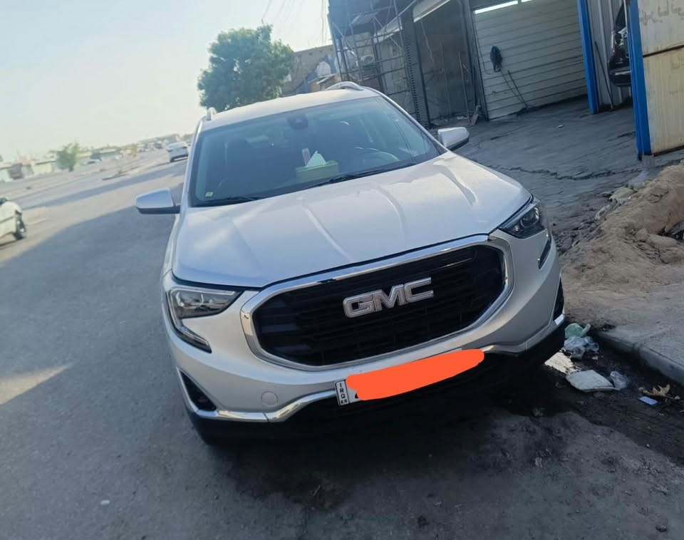 سيارة جمسي موديل ٢٠٢٠ وارد امريكي
كلش نظيفه ومالت جناي
مابيها حادث
للاستفسار الاتصال ***********
