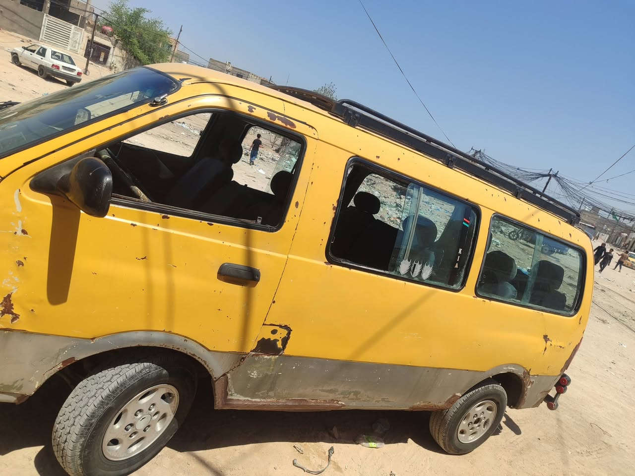 سلام عليكم بريجو للبيع مكفول محرك شاصي كسن 4تايرات نضاف كهربايات كاملا موديل97 مداور ثانيوم مكان نجف مامتواجد علا لفيس رقم نجف ***********
