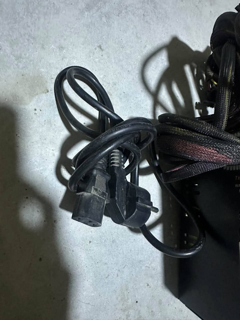 ترمالتيك TR2-500W • ٥٠٠ واط • منفذ ٦+٢
