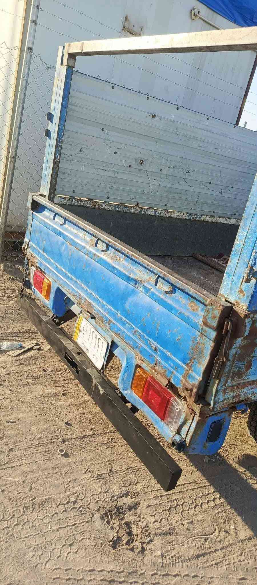 كيا حمل موديل ٩٤ شاصي نضيف صدر نضيف محرك بي خيط بخار مكانها ابوغريب السعر ٤٣ وبي مجال ***********
