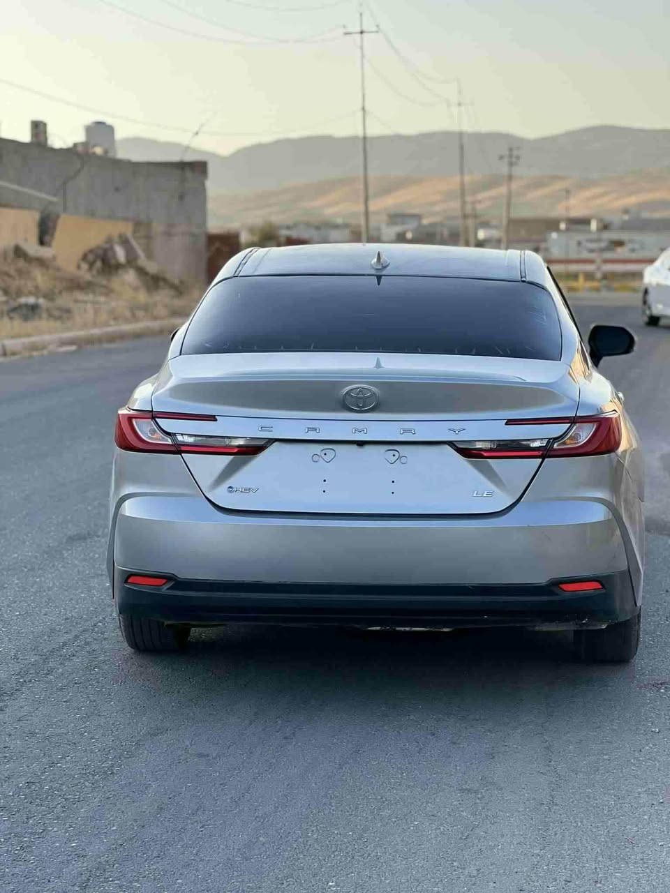 السلام عليكم 
تويوتا كامري 2025 هايبرد
بيع سريع 160$ورقه 😱😱
ضرر/ 4 قطعة و ربع قماره صبوخ 
بدون دواخل و بدون ايرباك 
بجم و خلفي كبس

مواصفات LE….هايبرد

كاميره
رادار
بصمة
كيج إلكتروني 
بريك بصمة 
شحن واير ليس
تبريد مركزي
شاشه كبير
حساس
تحكمات ستيرن
تحديد سرعه+ABC
لايد ليد
لايد زينو
نظامECO……NORMAL……SPORT 
حجر كزوز بيلادي

سيارة جاهز شرط تترقيم شيمال

السعر بلاش 160$ورقة 
(***********)واتساب فقط للتواصل
ماسنجر ❌

عنوان…(عقرة)… اكر, نينوى
