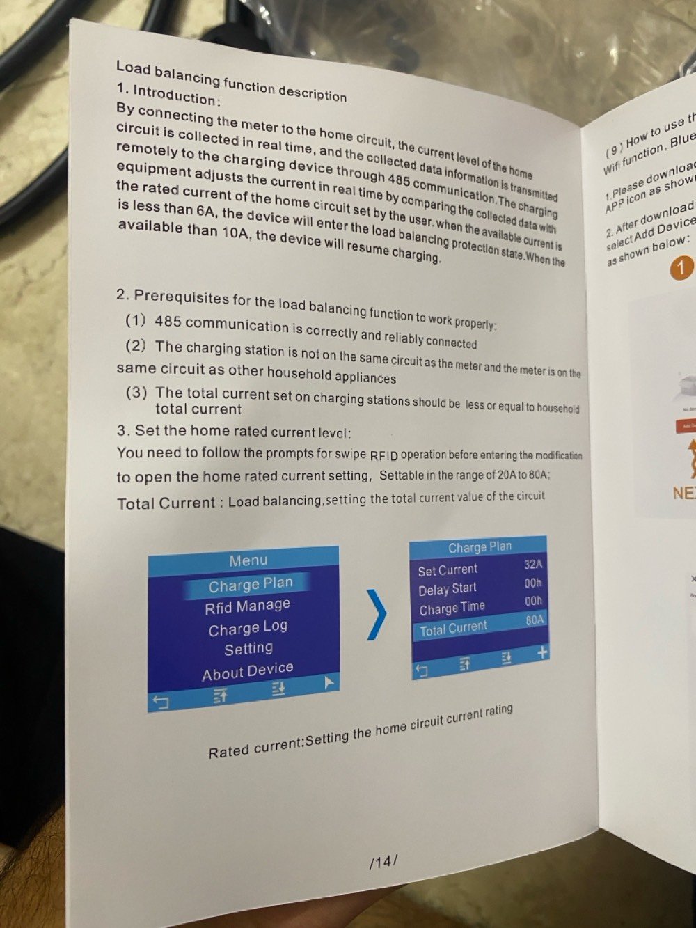المواصفات التقنية العامة لأجهزة Feyree Wallboxالقدرة الكهربائية: تتوفر هذه السلسلة عادةً بقدرات شحن متعددة تناسب المنزل (مثل 7.6 كيلوواط أحادي الطور، أو 11 كيلوواط / 22 كيلوواط ثلاثي الأطوار "3-Phase").التيار القابل للتعديل: يدعم ضبط الأمبير يدويًا عبر اللوحة أو التطبيق (خلفيات ضبط تبدأ من 8A وتصل حتى 32A حسب طاقة المصدر).نوع القابس (المقبس): يأتي متوافقًا مع معايير المركبات الشهيرة (مثل Type 2 الأوروبي أو GB/T للسيارات الصينية).مقاومة العوامل الجوية: حاصل على تقييم عزل IP65 أو IP66، مما يجعله مقاومًا للأمطار والأتربة وصالحًا للتركيب الداخلي والخارجي. الميزات الذكية والتحكمالربط بالواي فاي (Wi-Fi App): يمكن ربط الجهاز بالهاتف الذكي عبر تطبيق Tuya Smart أو Smart Life.التحكم عن بُعد: يتيح التطبيق مراقبة الجهد والحرارة، وجدولة مواعيد الشحن في أوقات التعرفة المنخفضة، والاطلاع على سجل استهلاك الطاقة. منظومة الحماية والأمان المدمجةيحتوي الشاحن على رقاقة ذكية توفر حماية متكاملة تشمل:الحماية من تهريب وتيار التسريب الأرضي (Type B AC30mA + DC6mA).الحماية من ارتفاع الحرارة الزائد (يتوقف تلقائيًا عند تجاوز 85 درجة مئوية).الحماية من الجهد الزائد أو المنخفض، والصواعق، والماس الكهربائي.خاصية الفصل التلقائي فور اكتمال شحن بطارية السيارة.