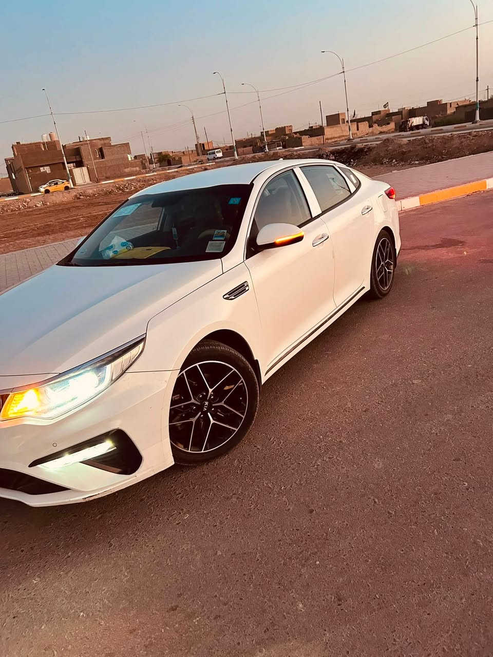 سلام عليكم سياره اوبتما للبيع موديل 2020 ماشيه 90k

السياره كفاله تعال و افحص السعر :وتساب ***********
