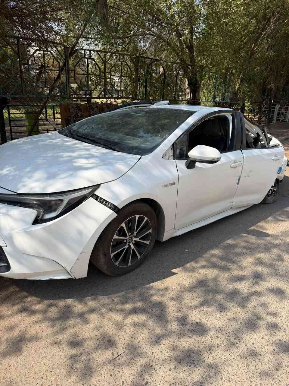 كورلا للبيع صيني هايبرد
محرك شغال كير ومنضومة مال هاي برد مابيها شي
شغالة وتبريد شغال
على حادثها
موديل 23
رقم بغداد
مكاني بغداد 
للستفسار
***********
