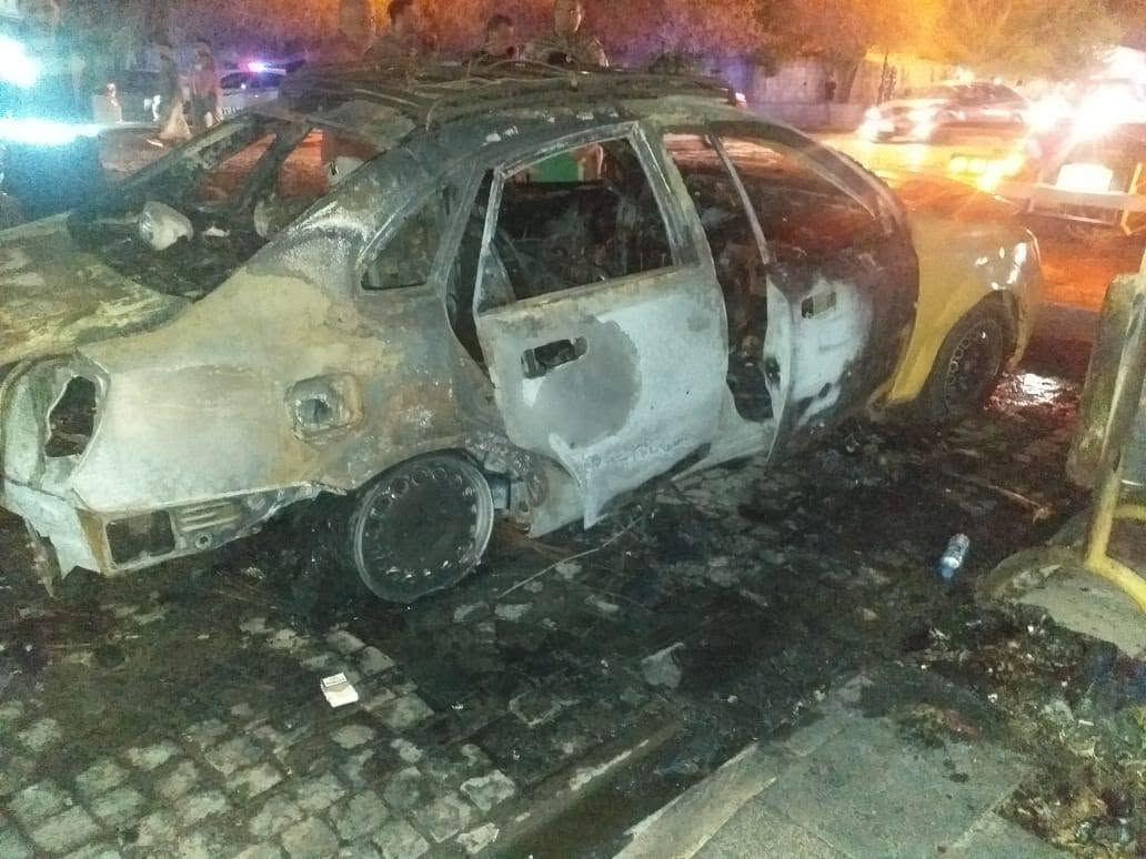 اوبترا موديل 2012محتركة بيها معاملة مال مركز شرطة مثبت بيها الحرك مصفرة هيئة وغرامات رقم انكليزي جديد سموية موجودة ممحروكة الرقم الخلفي احترك الحرك من الدشبول للصندوك مكينتها وضفيرتها وبجمها سليمات وشغالات حتى تبريدها شغال رايدها ب 20ورقة رقم بغداد ب اسمي 
***********
