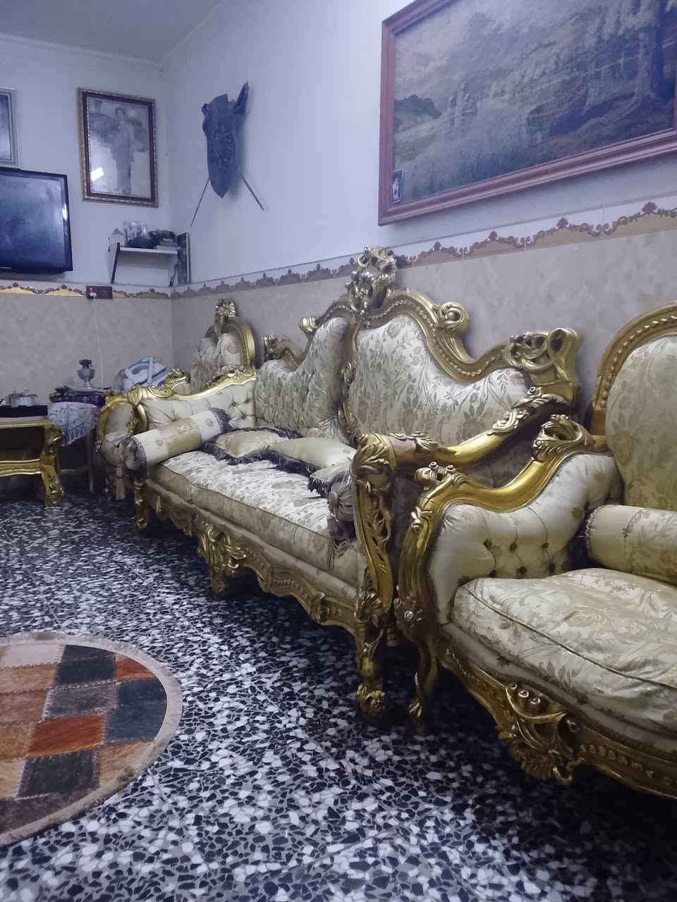 للبيع ***********

