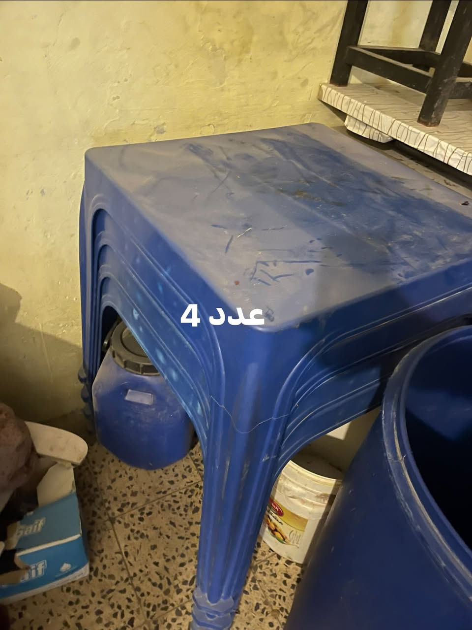 السلام عليكم ميوزه للبيع ***********

نص مكتوب في الصور:
- عدد 6
- عدد 4