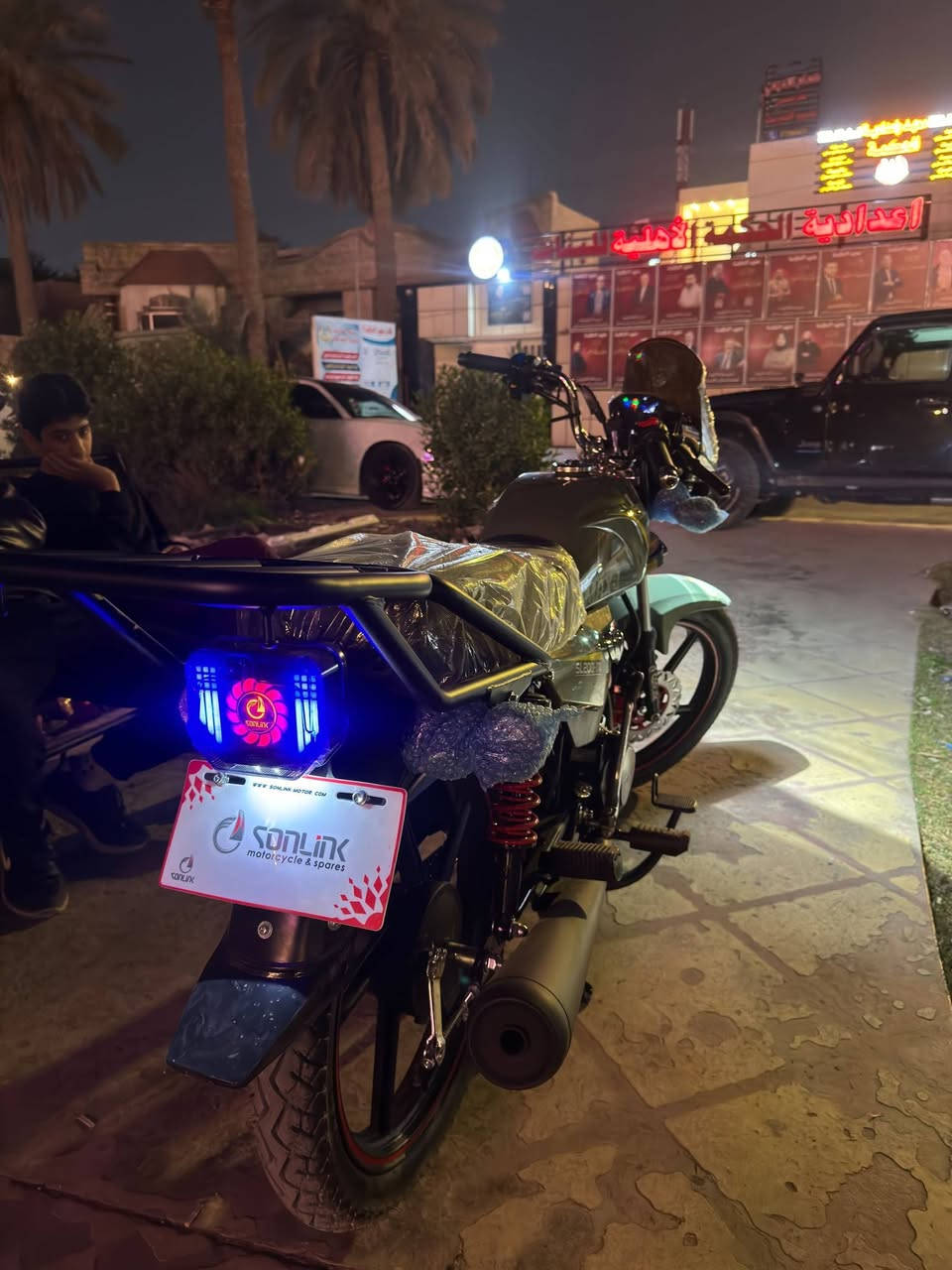 سلام عليكم  شباب
دراجه سونك خمس گير موديل 2025 جديده استعمال قليل وكل قطعها بلادي برغي ما مبدل125cc
سعر 1600وبهة مجال حك جية 
دجة ستخدامهة كلش قليل محتاج  
وريد بعهة هاذة رقم توصل وياهة 
‏‪***********‬‏
