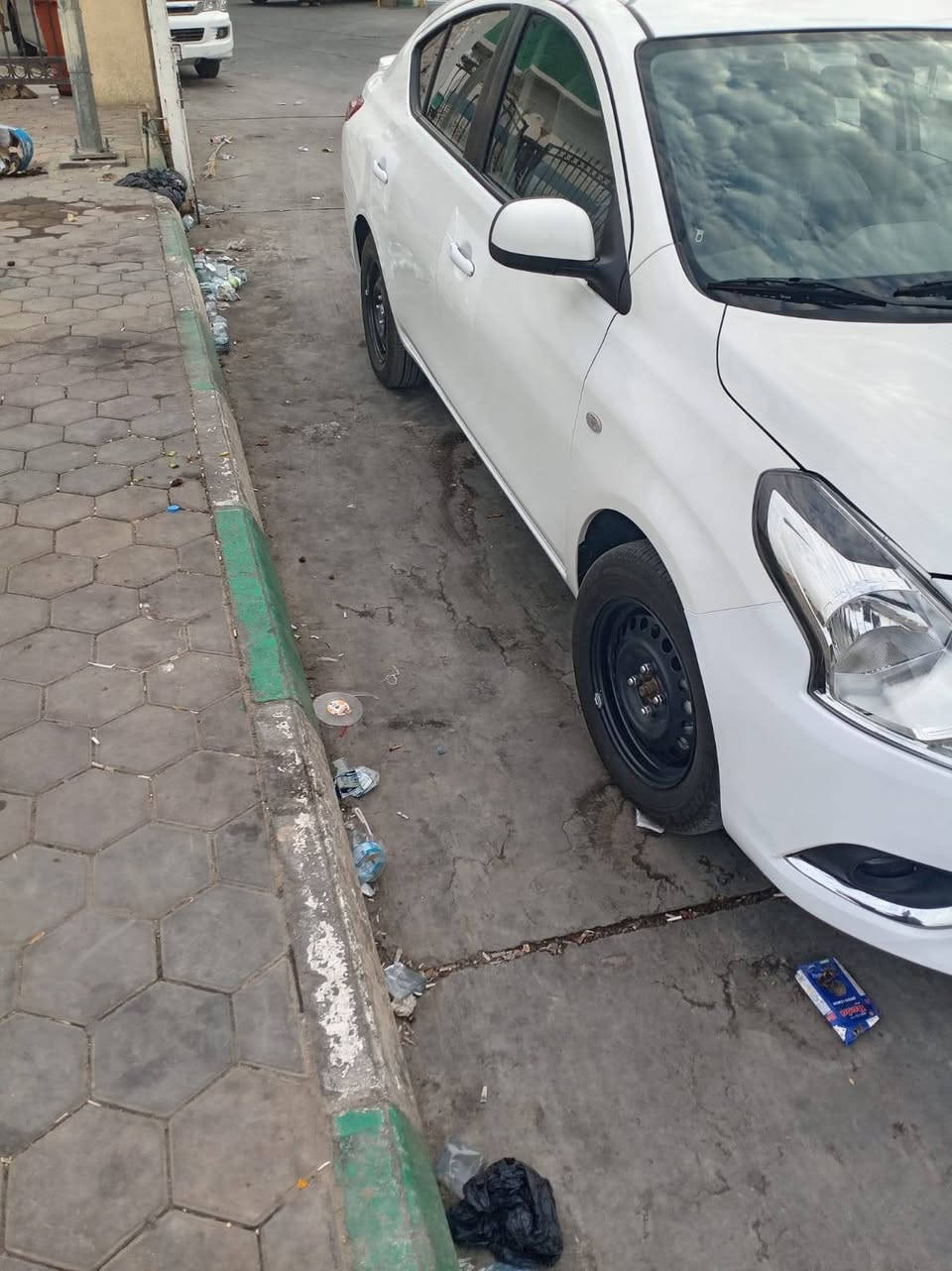 السلام عليكم
نيسان صني هندي موديل 2025
رقم اربيل وكاله او تحويل مجاني 
ماشيه 7 الاف
بيه بارد قليل ودعاميه تكحيلات فقط
سياره مدوشمه وكامله 
مكان سياره ميسان العمارة
السعر 130 وبيه مجال للأستفسار ***********

