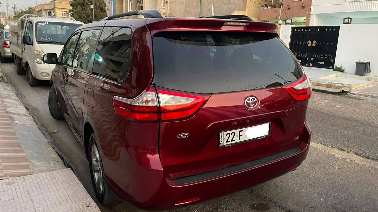 toyota sienna LE
توێتا سینا مۆدێل 2017  ماسەفات LE
گێر و مەکینە بەشەرت لۆک لۆکە تەقەو رەقە بەشەرت چرکەی تێدا نیە چار تایەی نوێی لەسەرە پاتری و سێرڤس کامل کراوە هەزەو سەنەوی نوێ هەتا 2028  سبوخ دوو پارچەی رەشە بێ داخلی سەیارەکە 141 هەزار کیلۆمەتر ڕۆیشتیە قەپات ماسەفات 8 نەفەری سوکان ڤۆلیۆم و شاشە گەورە پەردە بیلاد بەناو کردن بەشەرت  
***********
سەیارەکە لەهەولێرە .
.
تويوتا سيينا LE موديل 2017، ماسافه LE.
المكينة والجير بشرط، لوك لوك وتقه ورقه، وبشرط ما بيها أي صوت أو خلل.
أربع تايرات جديدة، البطارية جديدة، ومسوية سيرفس كامل. السنوية جديدة لحد 2028.
سبوغ قطعتين فقط بالأسود، وداخل السيارة نظيف. ماشية 141 ألف كيلومتر.
كابوت، ماسافه، 8 ركاب، سويچ فوليوم، شاشة كبيرة، ستارة، وبلايد داخلي.
السيارة كلها بشرط. أربيل, العراق
