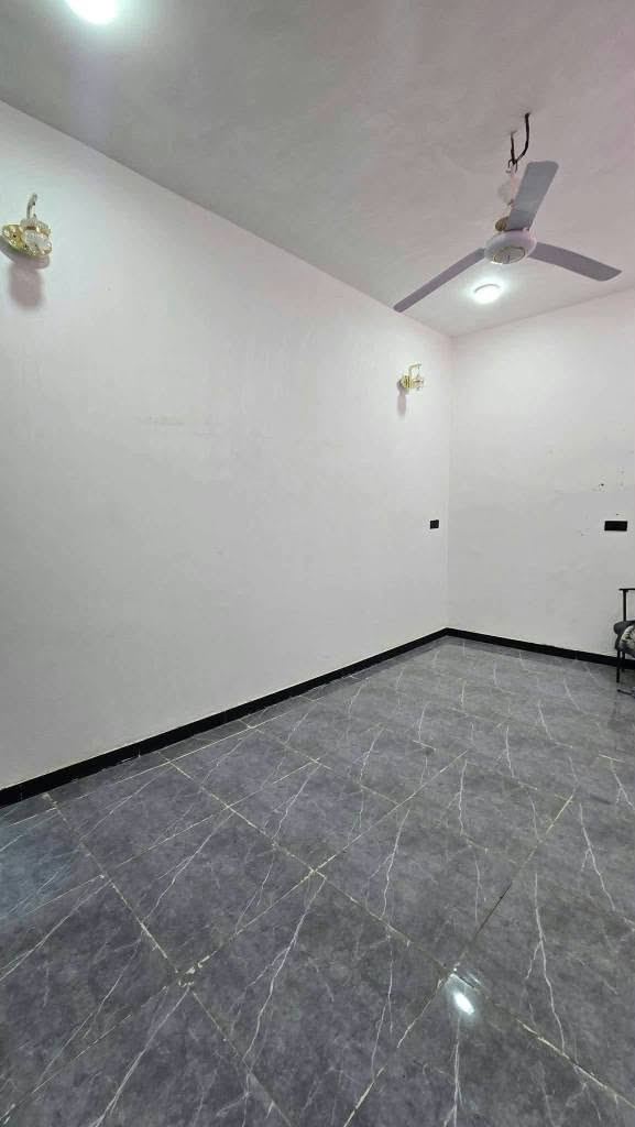 ⭕ بيت للبيع طابو زراعي سند 25 مساحه 100متر التقيه3 شارع مجمع الروان عن التبليط 20متر
كونكريت مسلج بناء 2025

—————————————  لانتعامل برفع سعر العقار عن سعرة الاصلي نجمع البائع بالمشتري مباشرتا
           تـــفـــاصـــيـــل الـــدار
⚜️ غرفه
⚜️صاله
⚜️استقبال
⚜️مطبخ 
⚜️مجاميع صحية 
⚜️طارمة 
 
ــــــــــــــــــــــــــــــــــــــــــــــــ
​——————————————-
#متابعة_الصفحة
#لـــمـــن يـــرغـــب فـــي عـــرض عـــقـــاره لـــلـــبـــيـــع او الايجار  يـــرجـــى الــتــواصــل مــعــنــا ع خاص

———————————————————للاستفسار المراسله او الاتصال
 *********** واتساب
***********
‏
‏ ديوانية, القادسية
