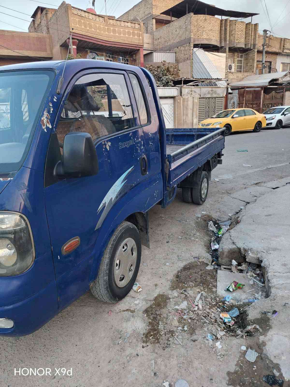 سلام عليكم بنكو 2008
مكينه3000 مفتوح بلادي مو تحوير
بيها تبخير بدون تنقيص 

سياره بلاديه لا تعمير ولا صبغ 
كير اكسل شاصي مكفول
رقم شاصي واضح 
سياره خير من الله ترايك وين متريد
رقم واسط مشروع وطني  صاحبها موجود بغداد 
مكان السياره بغداد حسينية الراشديه السعر ٦٨
***********

نص مكتوب في الصور:
- HONOR X9d
