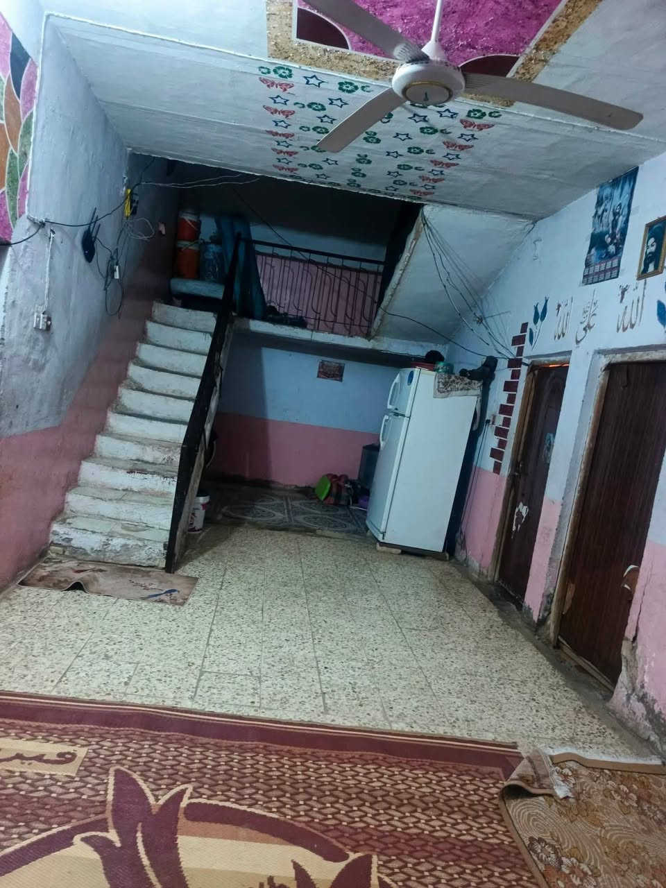 ياالله
سلام عليكم
البيت البيع طابو صرف
مساحه البيت ((200)) متر 
الماجديه سيد عاشور قرب ٤ سايدات سيد جميل
يحتوي على استقبال وصاله ومطبخ وغرفتين نوم
وصحيات داخلية وصحيات خارجية وساحه
سعر البيت ((88)) وبي مجال
استفسار اتصل بل أرقام تأليه
((***********)) ((***********)) 
اخوكم أبو عراق......
