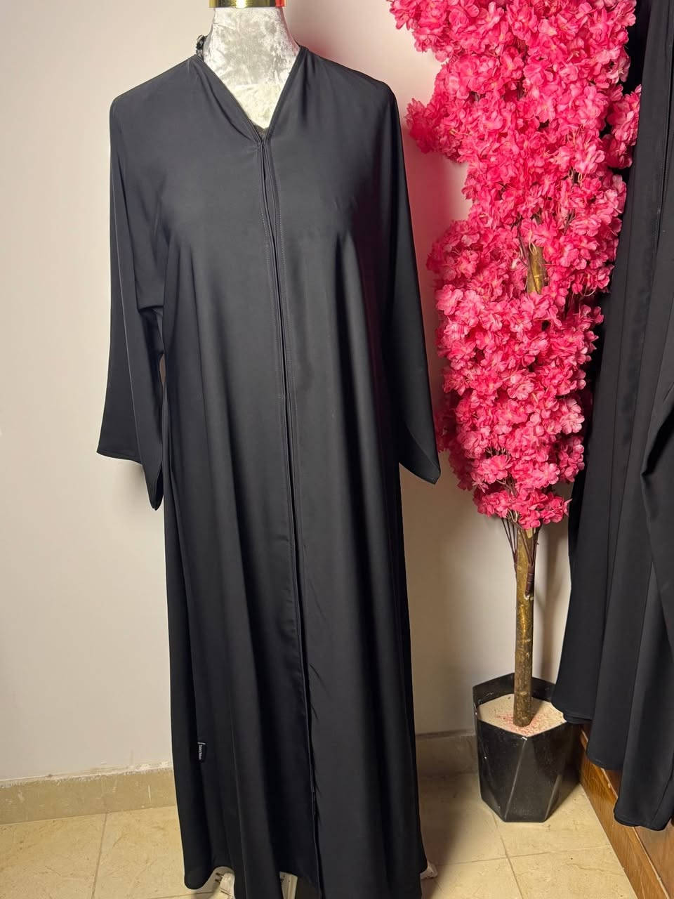 عبايات خليجية باله كويتي نظافة ٩٠% الحجز واتساب ***********  يوجد توصيل لجميع محافظات العراق
