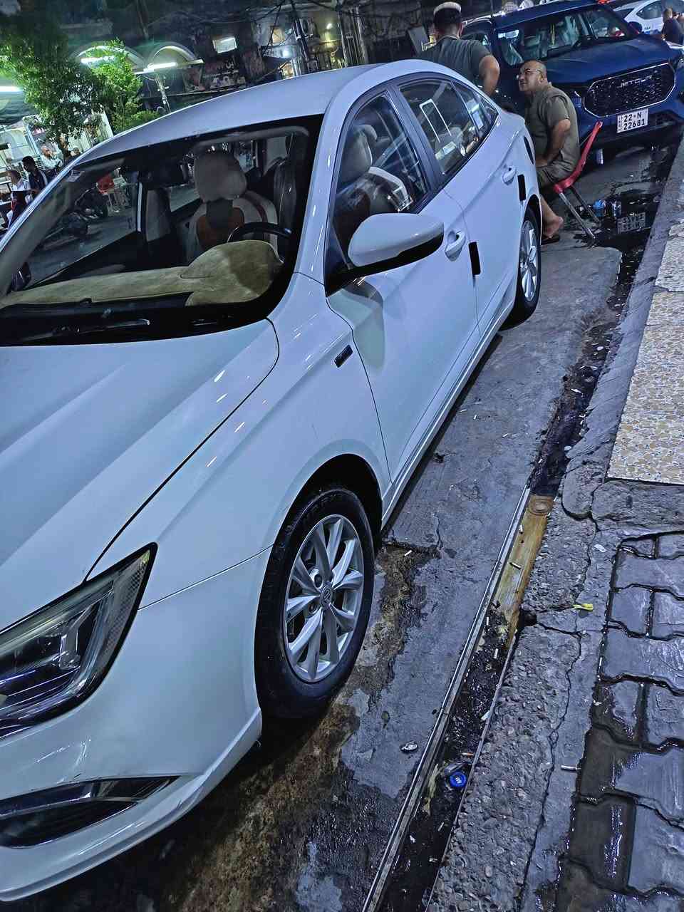 السلام عليكم عندي ام جي 5 موديل 2022 ماشيه30     سيار بيها طخه بالبنين بسيطه وبيها طخه بالقبق مال الشنطه طخه بسيطه رقم بغداد باسمي تحويل ثاني يوم بالسياره سعرها 88 وبيها مجال مكان السياره بغداد الكرخ الشيخ معروف مقابل شارع حيفا اي استفسار من رقم موجود اني ما متواجد على النت *********** سياره بيها منظومه غاز

