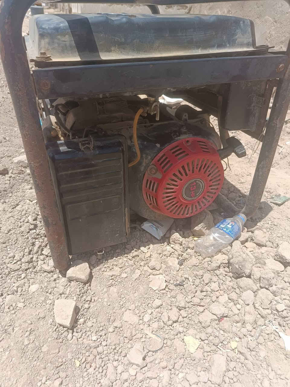 اعيد النشر بسبب الوعود الكاذبه مولد بانزين 24 نبير جاهزه شغاله مابيه كلشي السعر 250 مكان شاميه قرب المعارض #التواصل ***********
