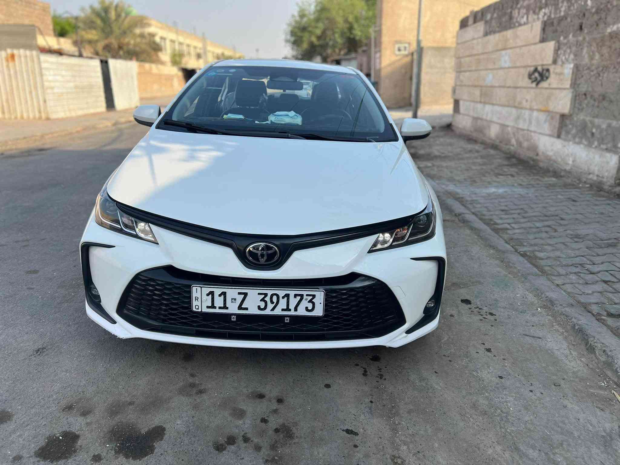 ‏كورلا  خليجي هايبرد ٢٠٢٤ شكل الخليجي
‏جديده كلش بحالة الوكالة ماشيه 28 الف 
‏فول مواصفات دبل بصمه 🔑 فتحه سقف
‏كراسي جلد بلادي تخم تاير جديد 
‏عازل حراري جام
‏السياره مكفوله  ماعدا طخه زغيره جاملغ خلفي صبغ كد شبرين وعندي صور الطخه قبل الصبغ بانزين كله محسن الدهن كله اصلي وكاله 
‏رقم بغداد انكليزي بسمي
السعر اتصل وتدلل ***********
