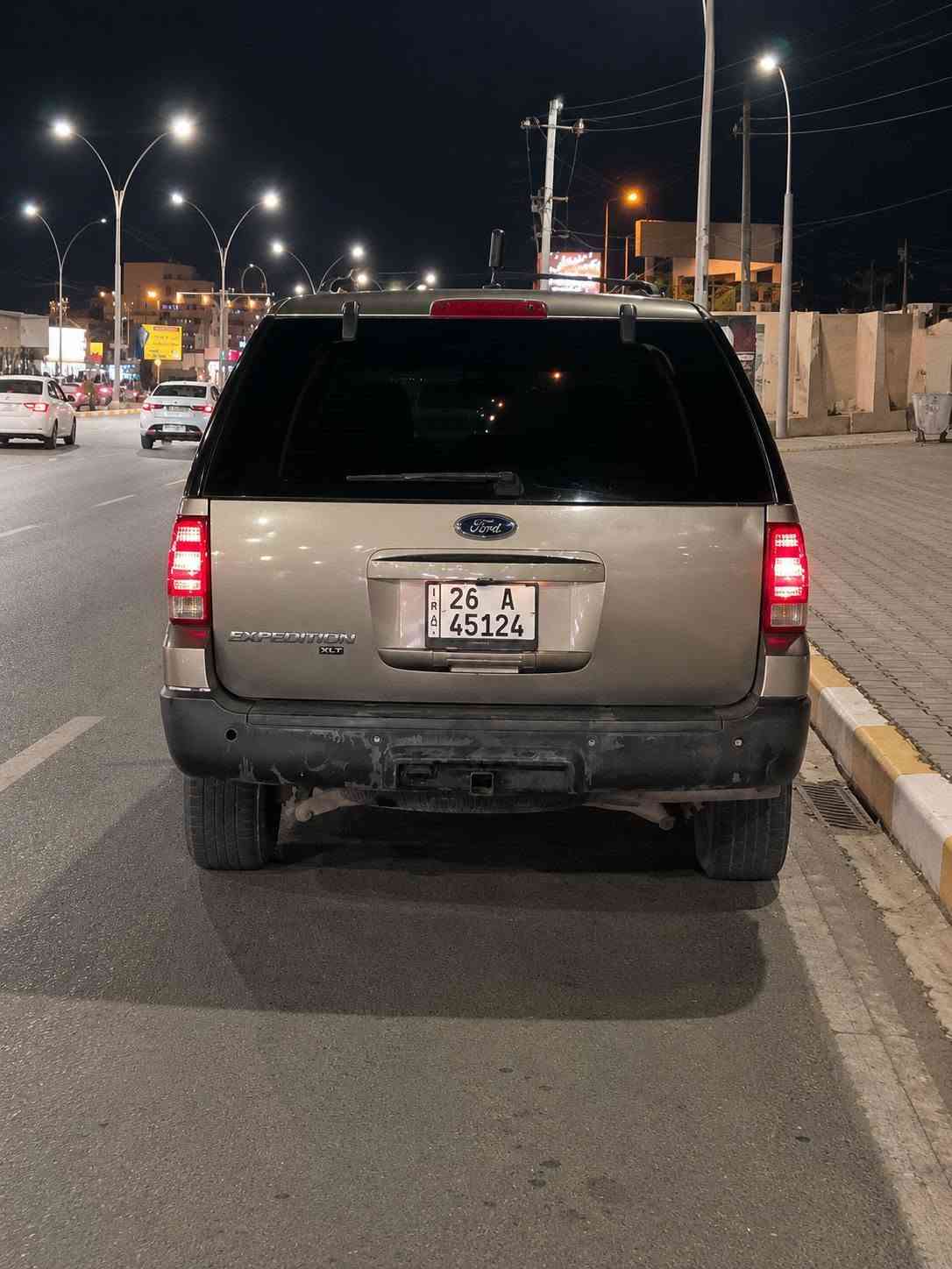 اكسبدشن ٢٠٠٣ • محرك V8 • رقم صلاح الدين