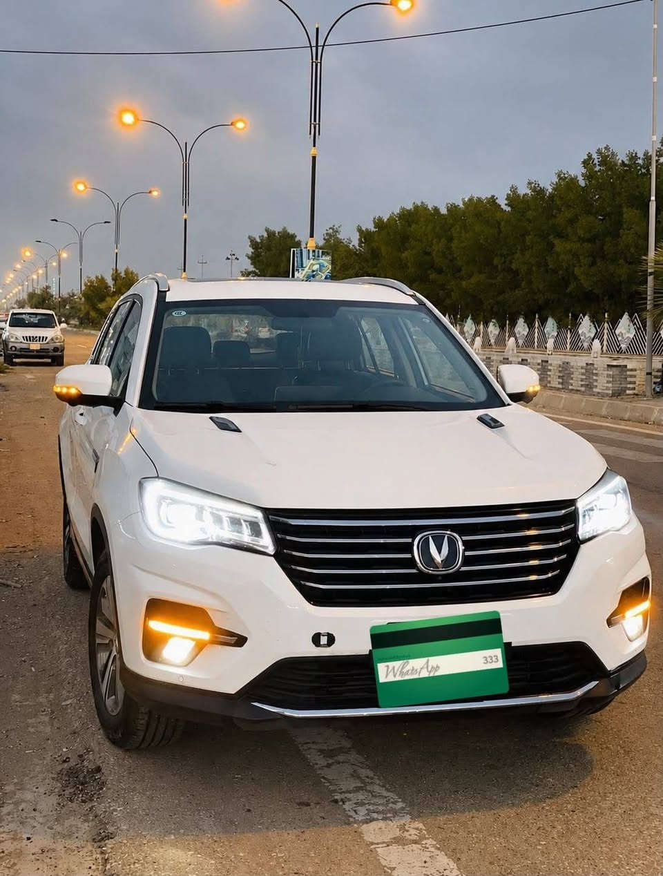 سلام عليكم 
شانجان cs 75 موديل 2019
رقم سليمانية انگليزي سيارة بسمي رقم وسنوية جديد دفتر بانزين تحويل ثاني يوم
السيارة كفالة عامة
كير محرك بلشرط
سيارة فول مواصفات
دفع رباعي 
محرك 1800 تيربو
كشنات جلد 
تبريد قطعتين 
تبريد كشنات امامية
شاشة تحكم
كيج ديجيتال 7 اشكال
كامرات امامية خلفية جانبية
حساسات امامية خلفية جانبية
كامرات 360 درجة
حساسات مري والمري شفط
نضام صعود 
نضام نزول منحدرات
نظام اوتو بارك
مكان السيارة كركوك
سعر السيارة 115 وبيها مجال
*********** كركوك, العراق
