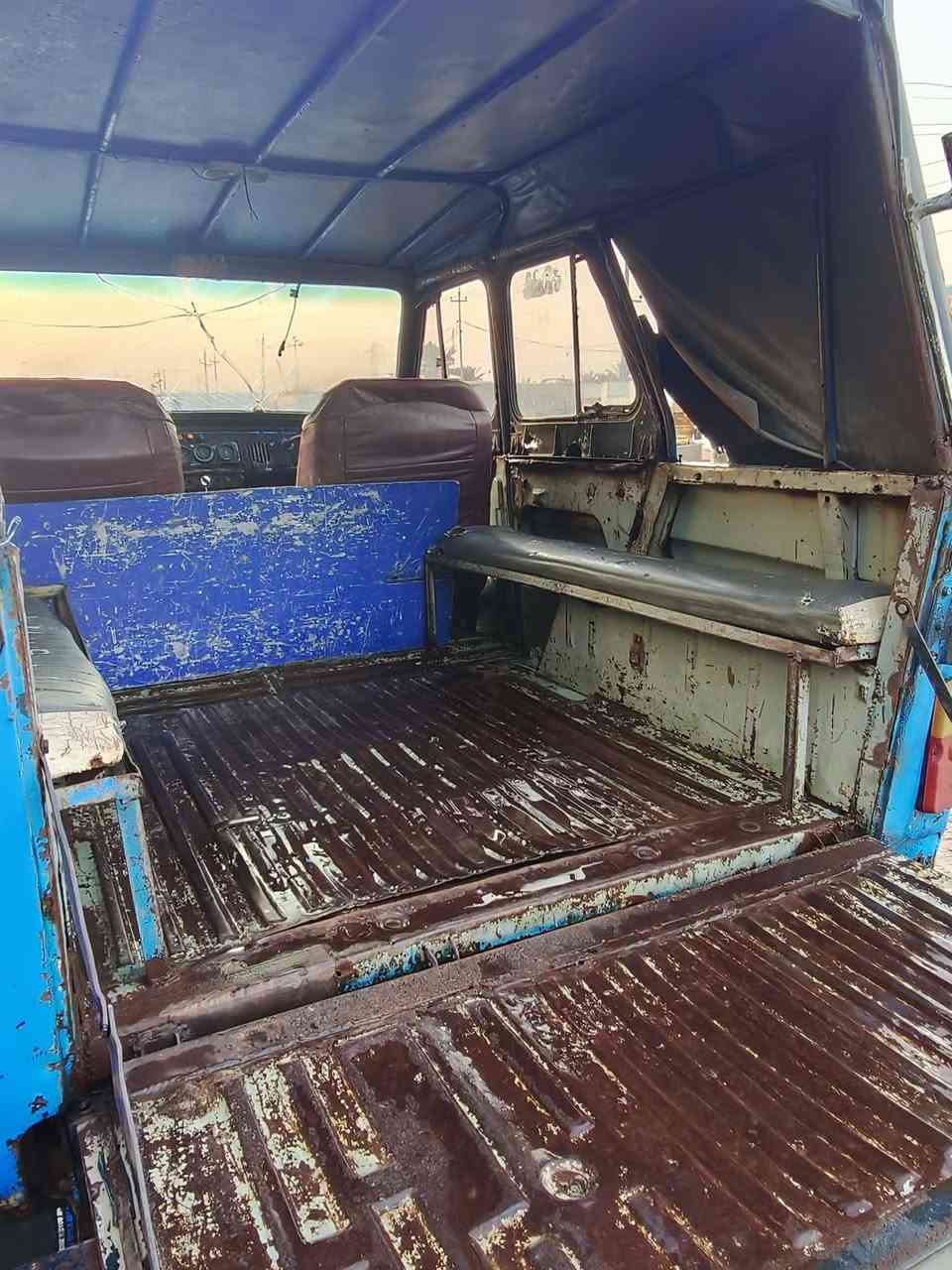 واز موديل 88 بدون
كير اثري واي جديد صار اسبوع من شديته حاويه 
المحرك خير من الله لأ يدخن لا تبخير الشاصي فول نظافة 
الاكسن واحد ع واحد سياره جاهزه نقصهه بس جادر دسكات اماميه جدد شاد كهرباء كامله السعر 3مليون وبيه مجال الاتصال والاستفسار ***********
