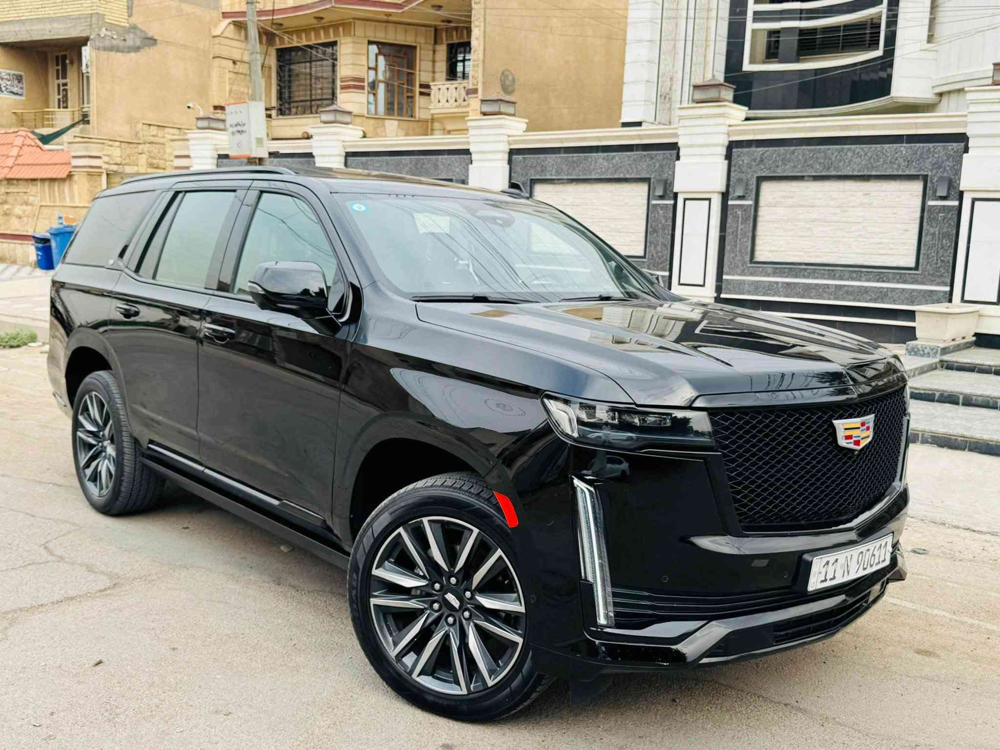 كديلاك سكاليد  2022 ( خـليـجـي )وكالة
المسافة المقطوعة 50 اسبرسو 
رقم بغداد بسمي هزه وفحص جديده 
بيها كارت جاملغ خلفي فقط الباقي كفاله 

رقم الهاتف ***********

معروضه 555 وبيها مجال 

1-حجم المحرك 8 سلندر 6200. 
2-سقف شامو 36 سماعة اسپريسو ناظور ليلي 
3-سقف بانوراما. 
4-زينون عالي ناصي آصل. 
5-جنطة كهرباء. 
مساج كشنات تدليك
6-بصمة ابواب وتشغيل عن بعد. 
7-خاصيه جعل المحرك 4 سلندر اقتصادي. 
8-كامرات ميحطيه 360 درجه. (٥)كامرات. 
9-اشاير مري.قابله للطيء. 
10-رادر جانبي مانع اجتياز+رادر امامي. 
11-سستم صوت متكامل. 
12-تدفئة+تبريد المقاعد. 
13-جكات جوبلس صعود ونزول. 
14-حساس امامي+خلفي. 
15-ويل مقاس 22 بلاك توب. 
16دجات صعود جانبي كهرباء شفط.  
18-المقاعد الخلفي شفط كهرباء. 
19-كونترول تبريد خلفي منفصل. 
20-شاشات عرض خلفيه. 
21-فور ويل درايف. ٤*٤. 
22-مقود كهرباء. 
23-الكراسي كهرباء. 
24-خزن ميموري لكرسي السايق. 
25-اوتو ستوب. 
26-هاند بريك بصمه. 
27-تحديد مسار. 
28-داتو شو شاشه ليزري. 
29-تبريد مناخي. 
30-تحكم ستيرن جهتين.
