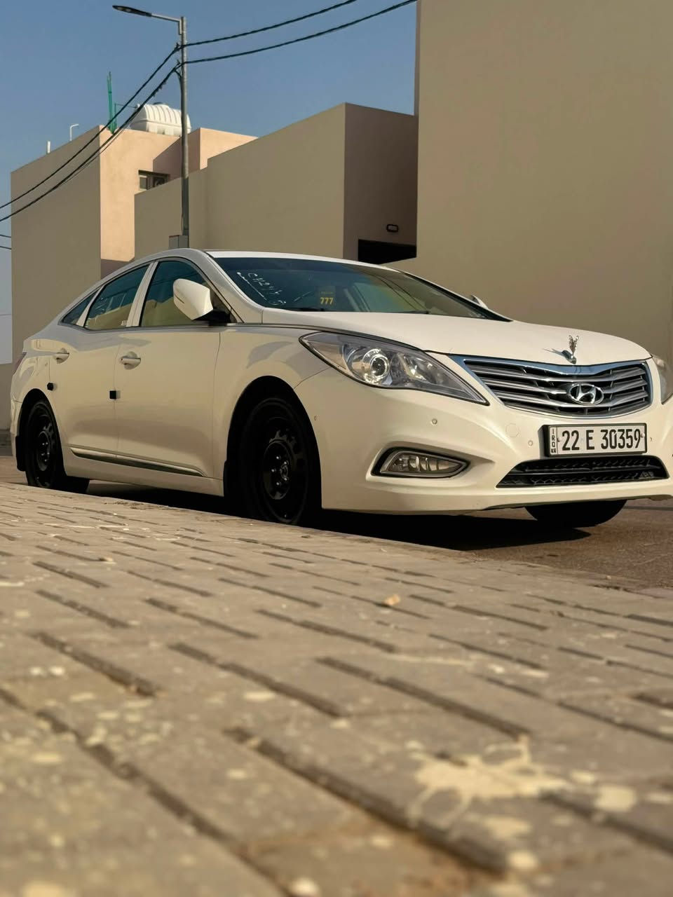 للبيع ازيره 2014 سونار موجود
مكان. سياره. نجف ***********
